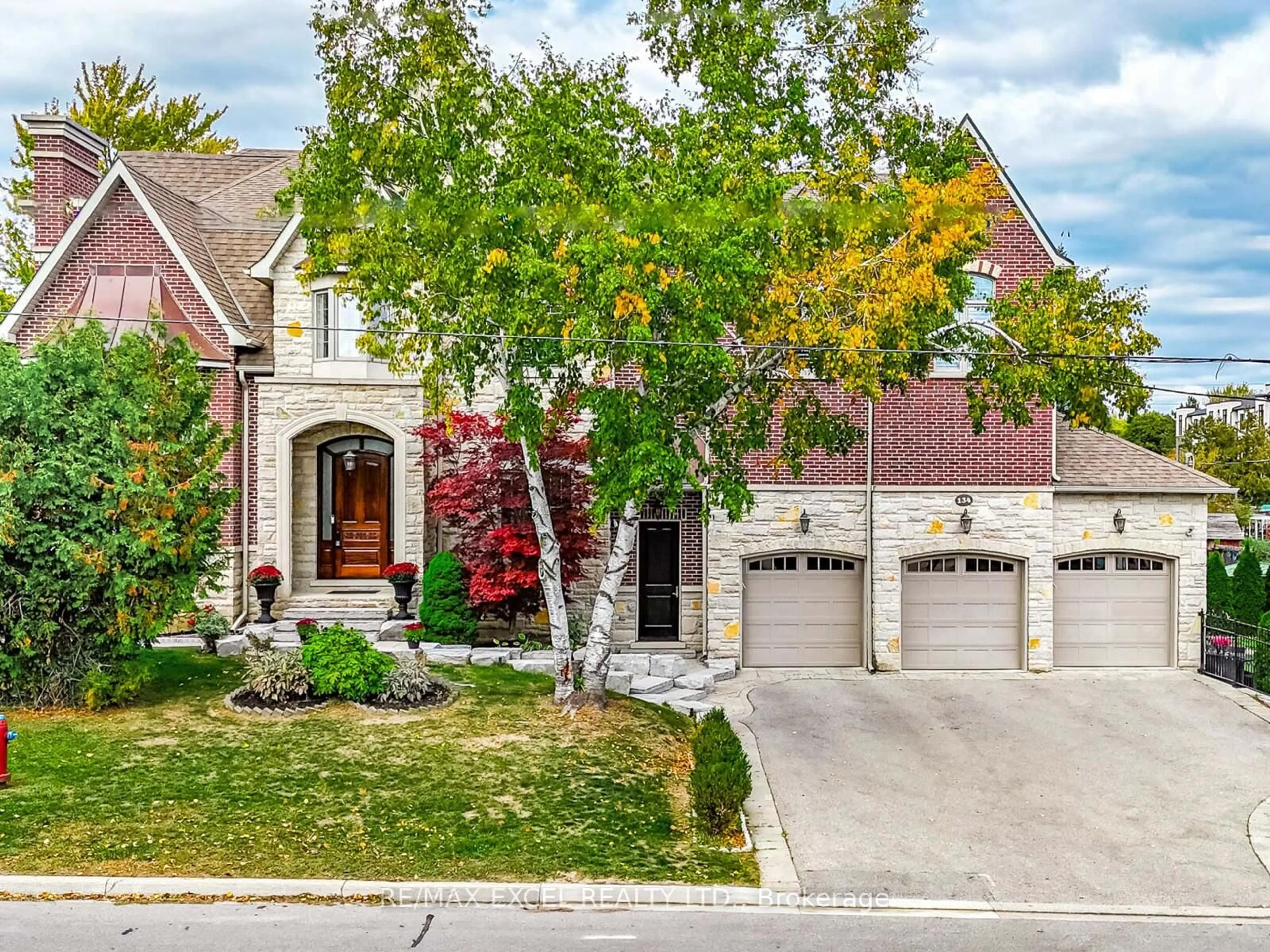 Home with brick exterior material, street for 134 Spruce Ave, Richmond Hill Ontario L4C 6W1