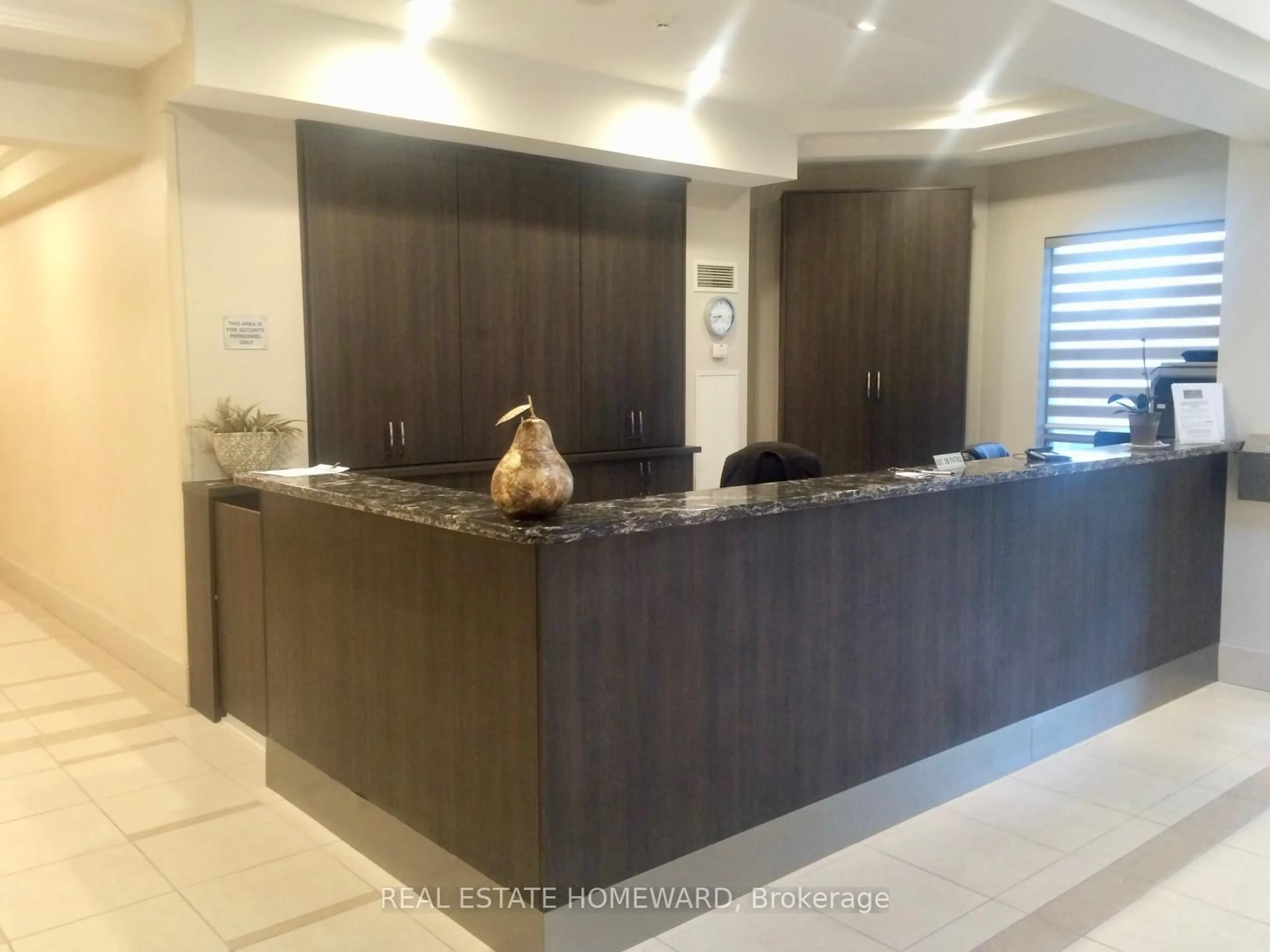 Unknown for 50 Disera Dr #108, Vaughan Ontario L4J 9E9