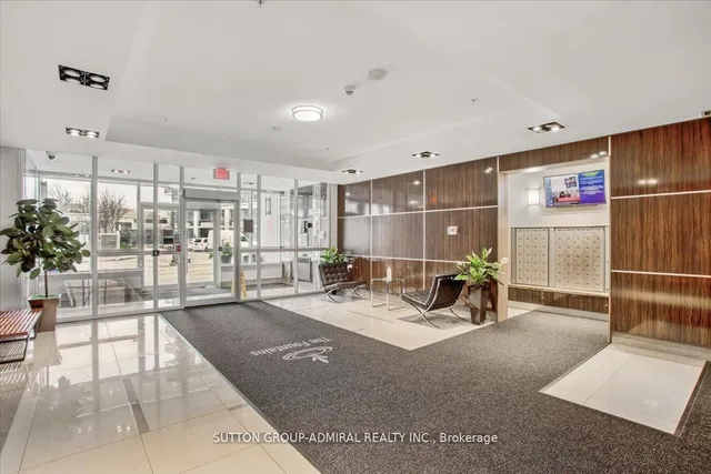 95 North Park Rd #204, Vaughan 2