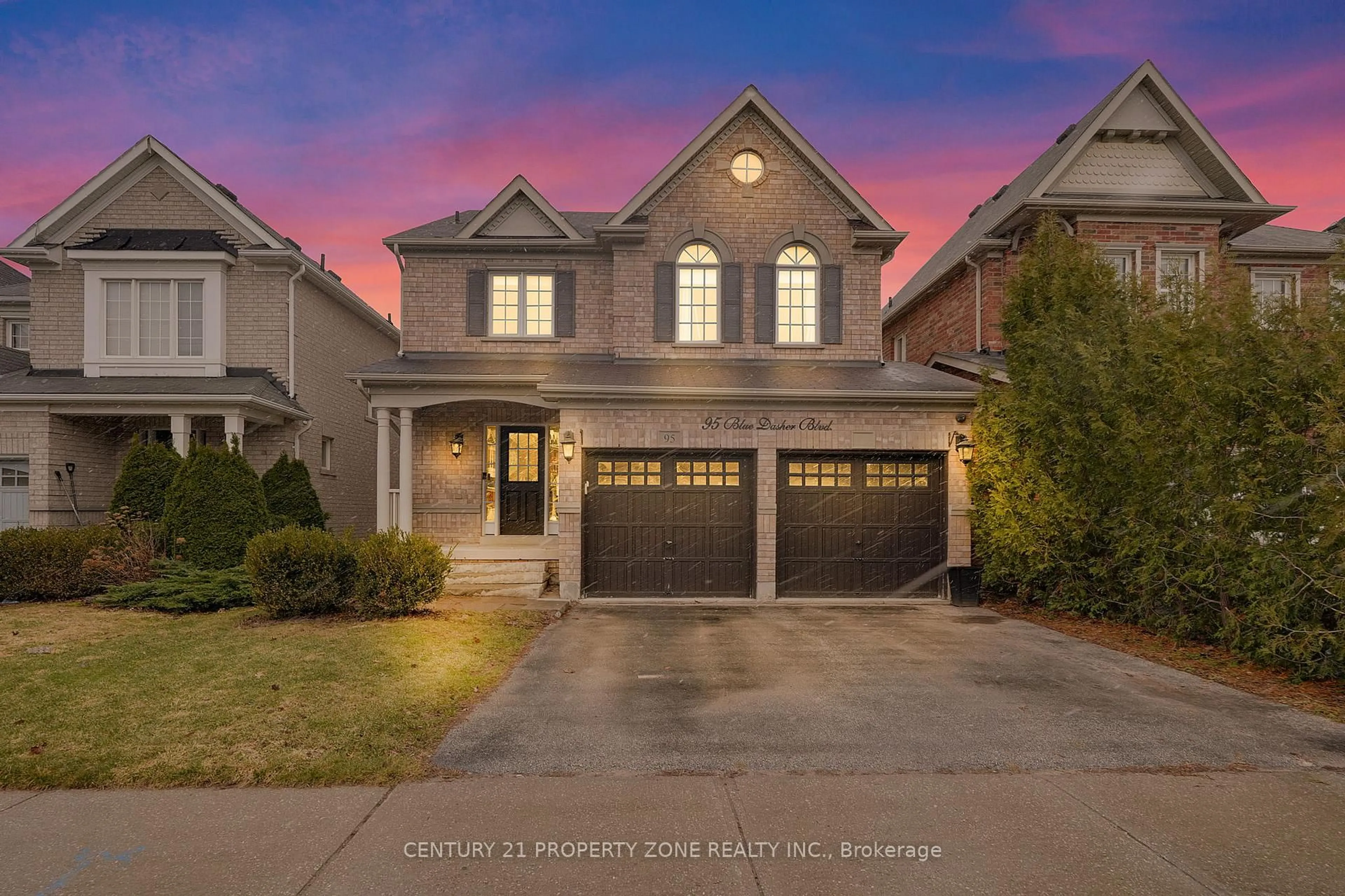 Home with brick exterior material, street for 95 Blue Dasher Blvd, Bradford West Gwillimbury Ontario L3Z 0J2