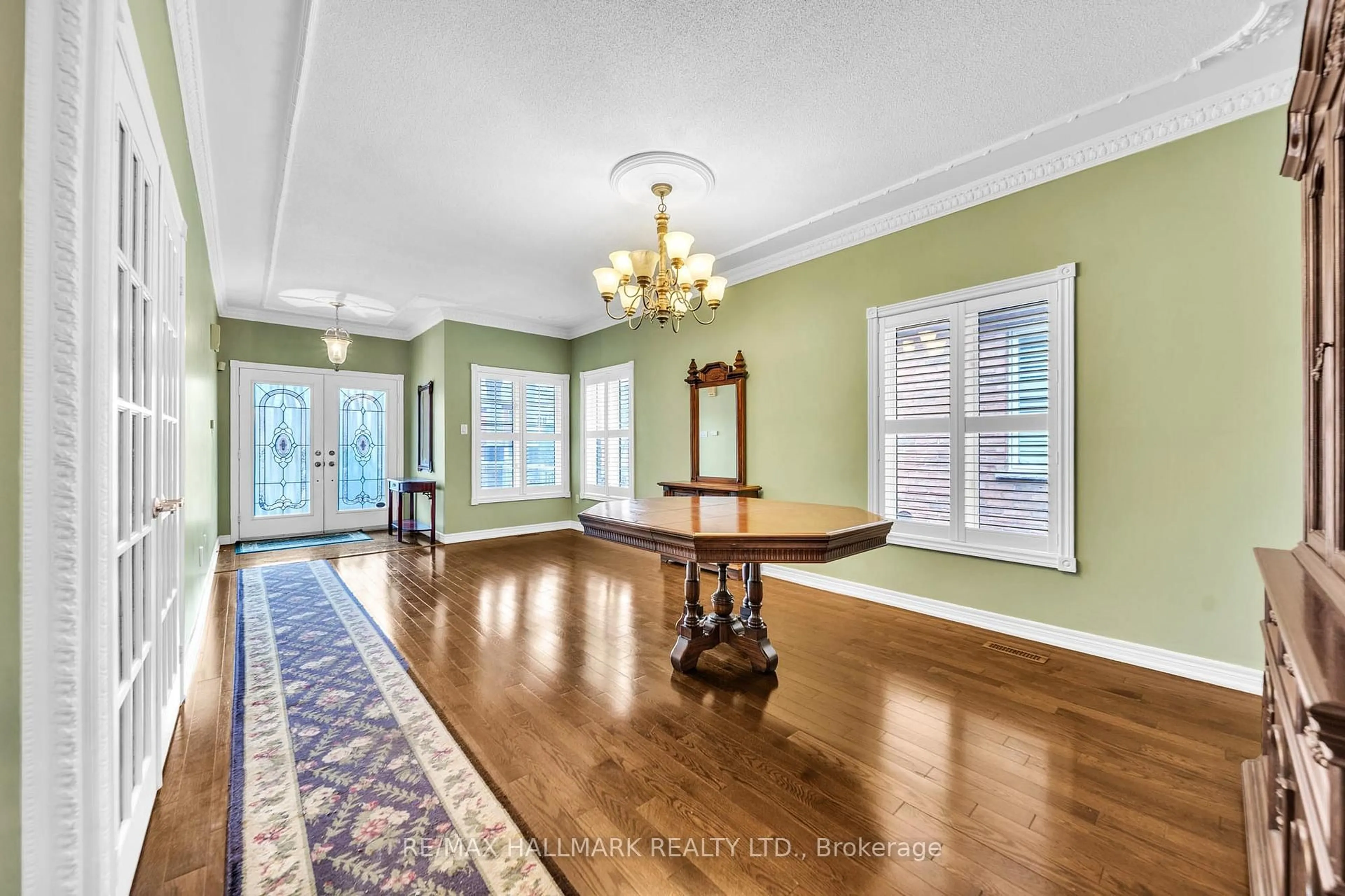 Indoor foyer for 13 Briar Path Lane, Markham Ontario L6C 2C3