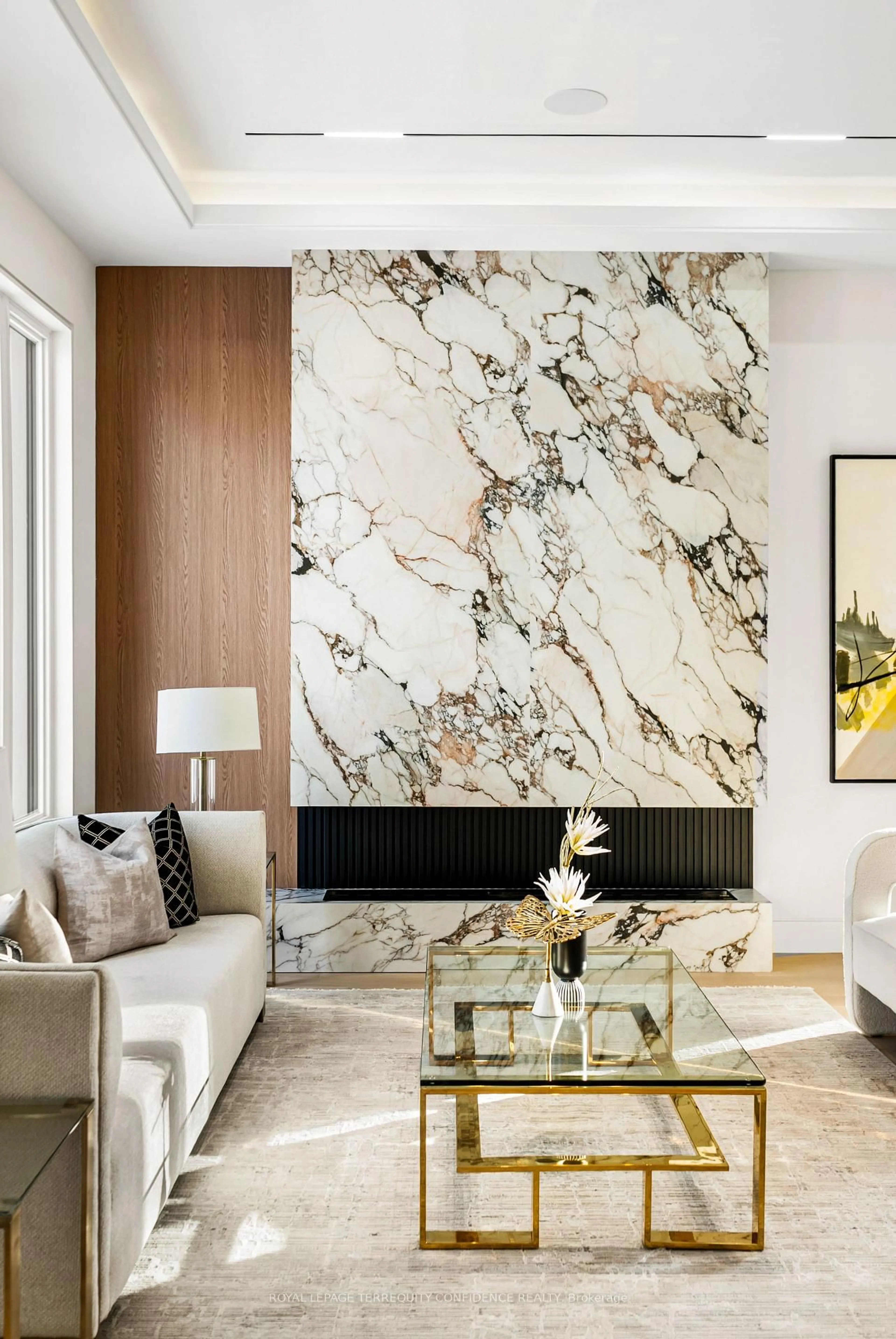 Living room with furniture, unknown for 281 Kerrybrook Dr, Richmond Hill Ontario L4C 3R2