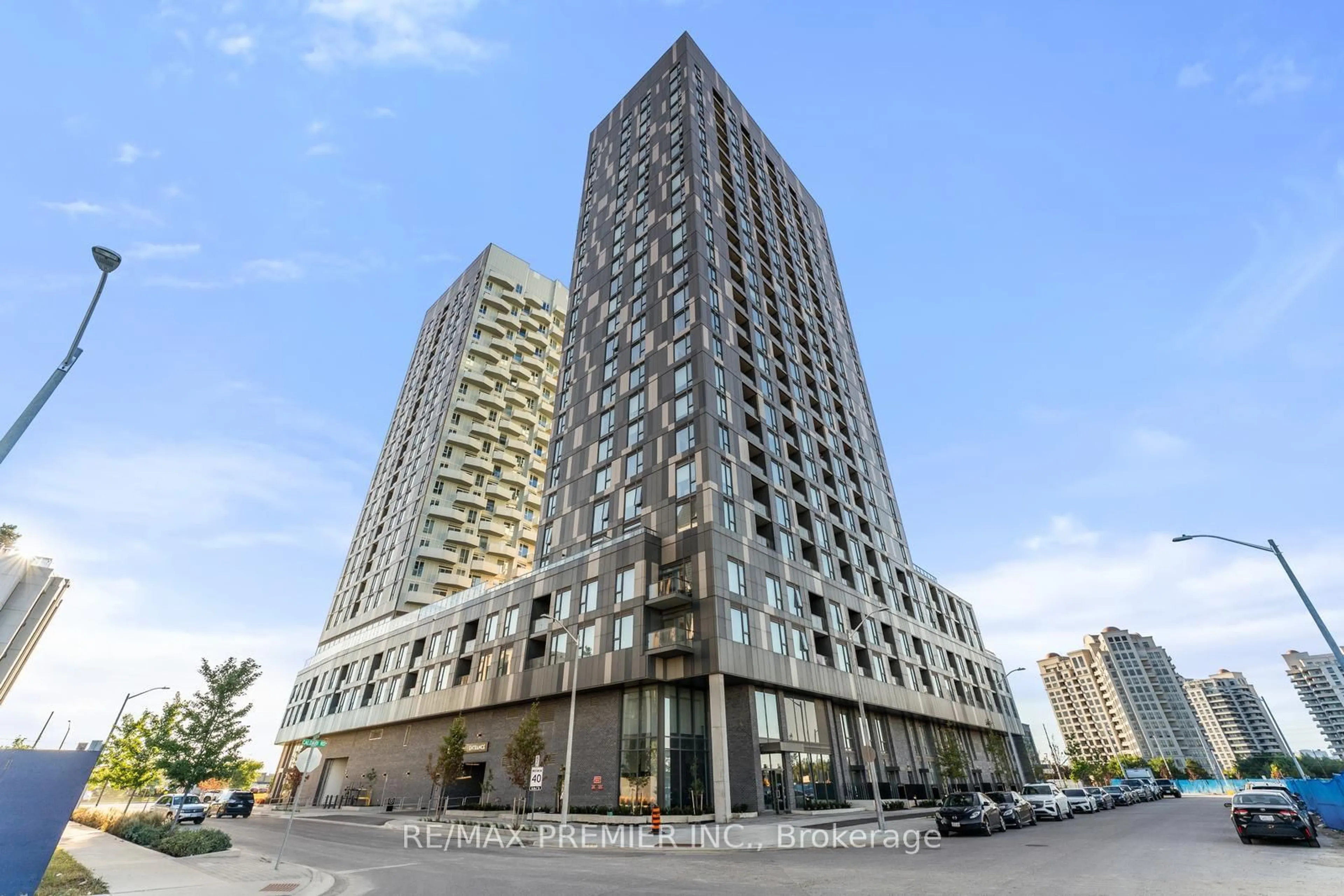 Indoor foyer for 474 Caldari Rd #2206, Vaughan Ontario L4K 0R5