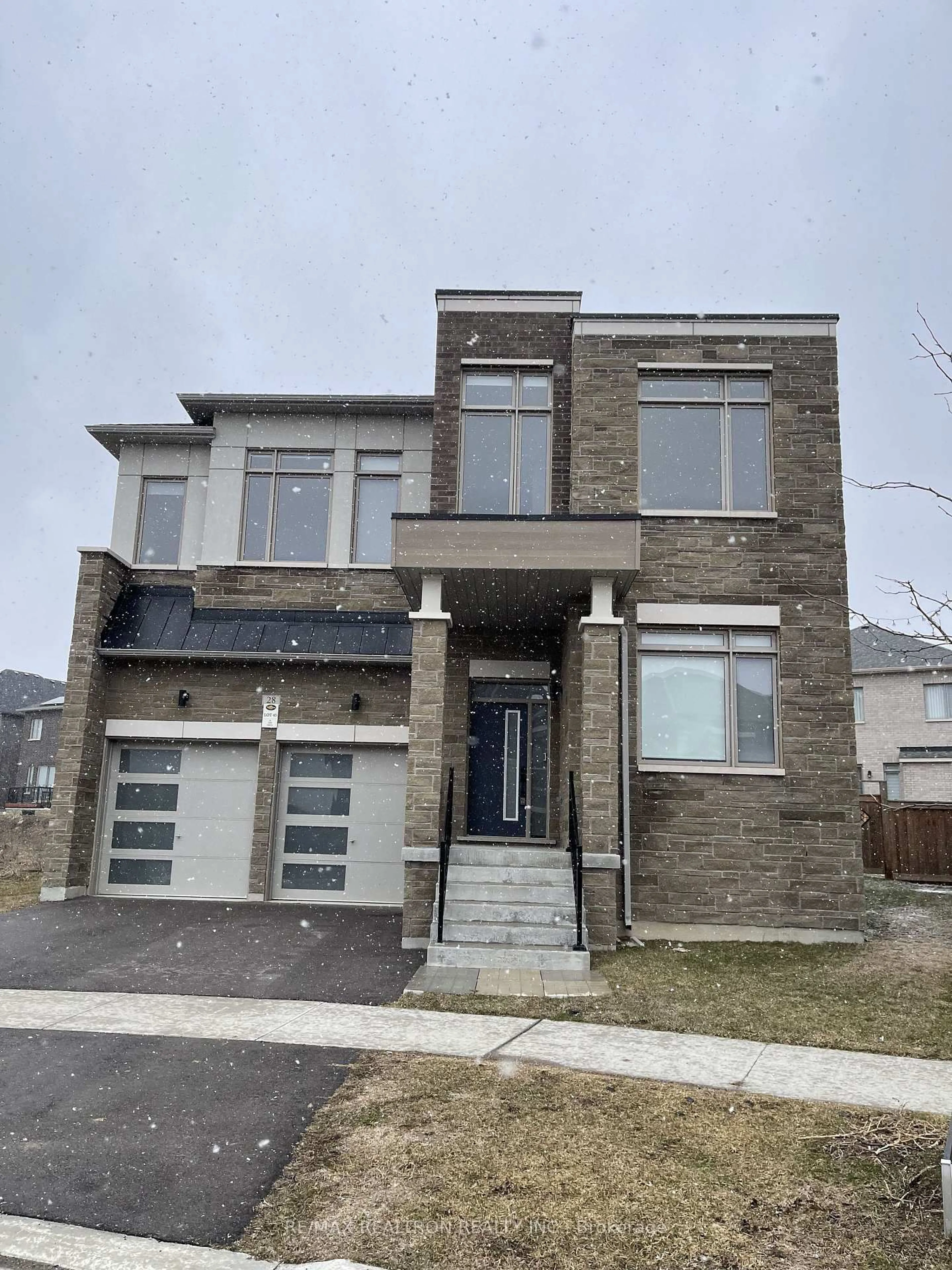 Home with brick exterior material, street for 28 Tipp Dr, Richmond Hill Ontario L4E 1J3