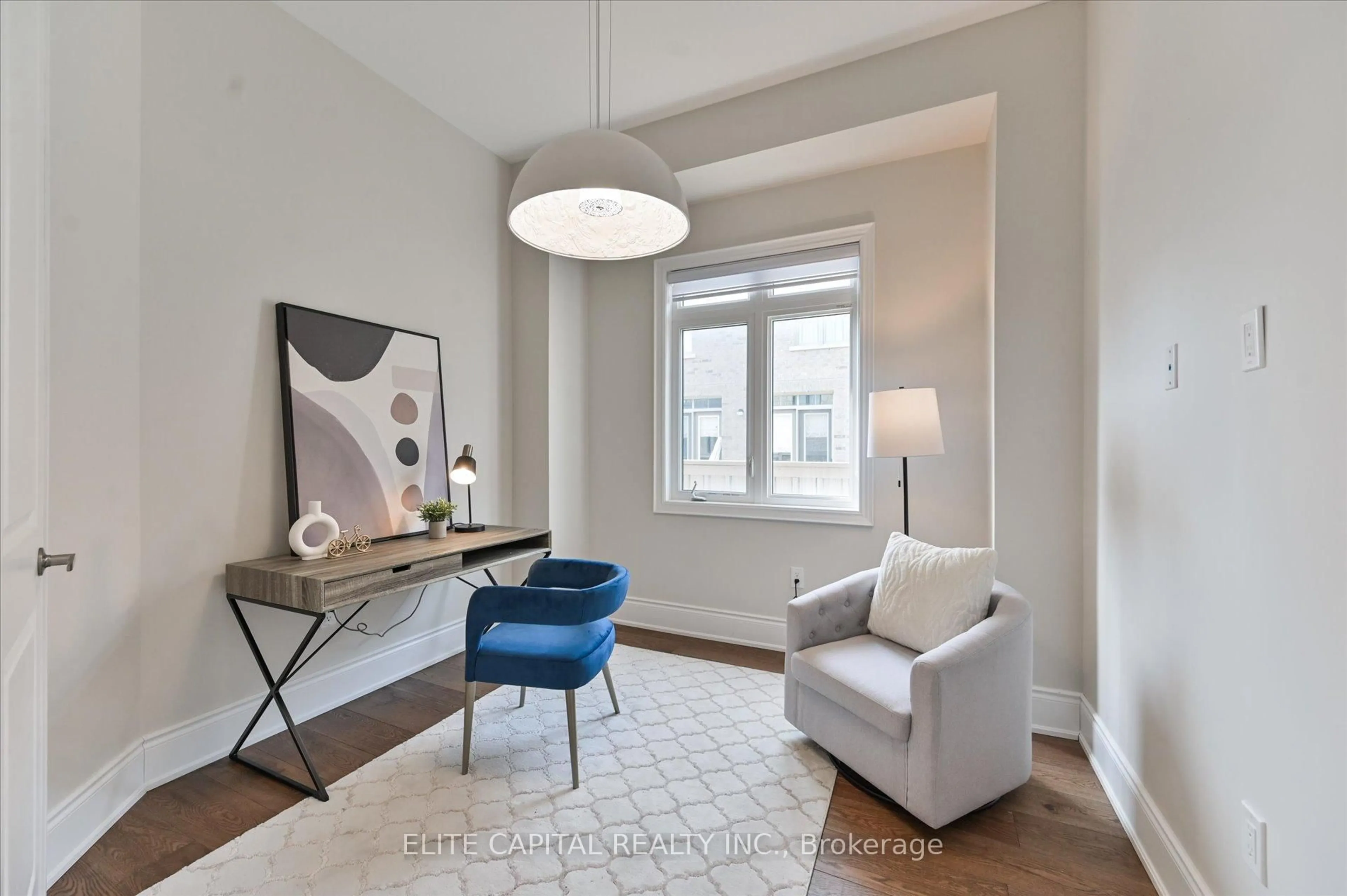 Living room with furniture, unknown for 18 Rotondo Cres, Vaughan Ontario L4H 4L9