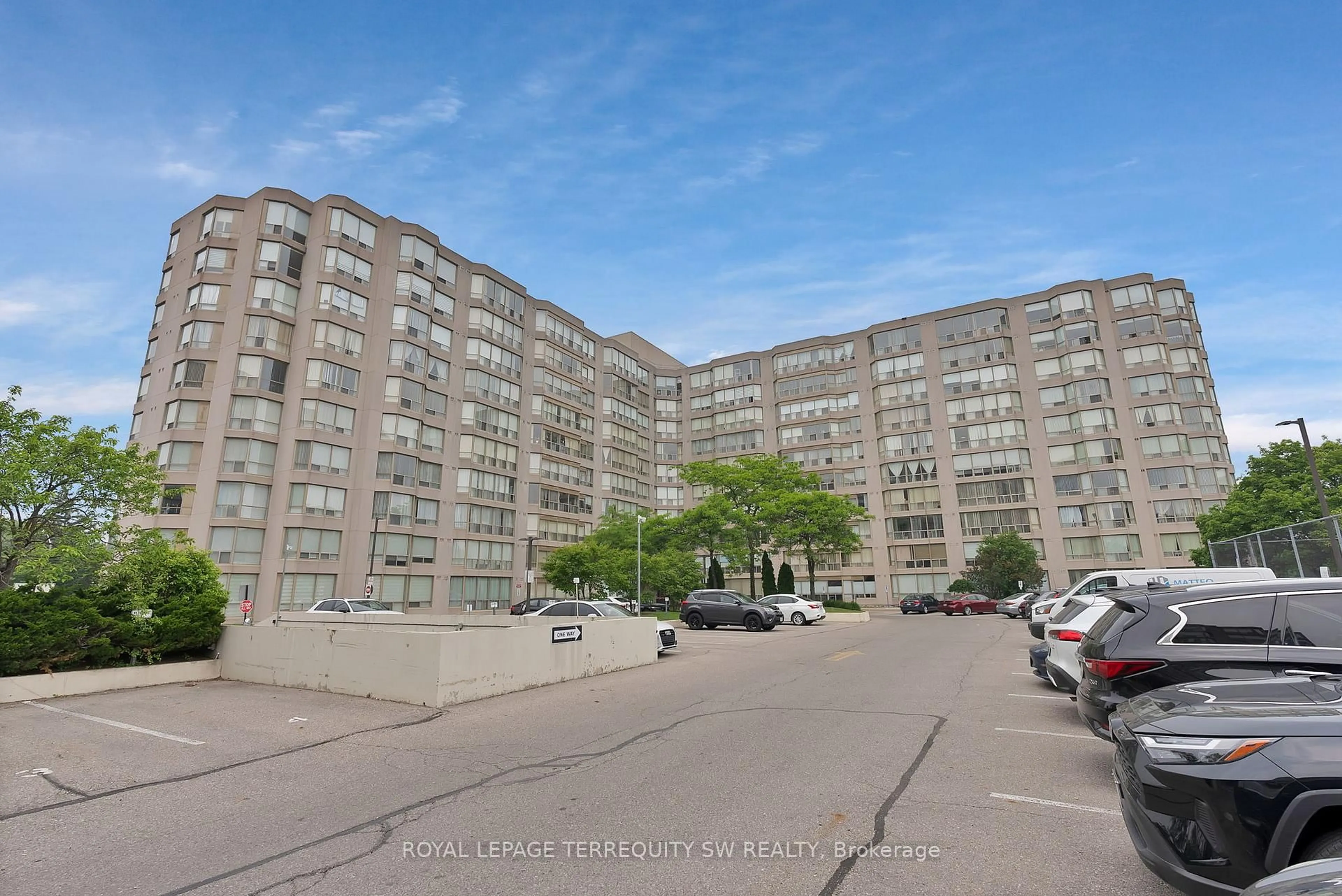 Unknown for 309 Major Mackenzie Dr #113, Richmond Hill Ontario L4C 9V5