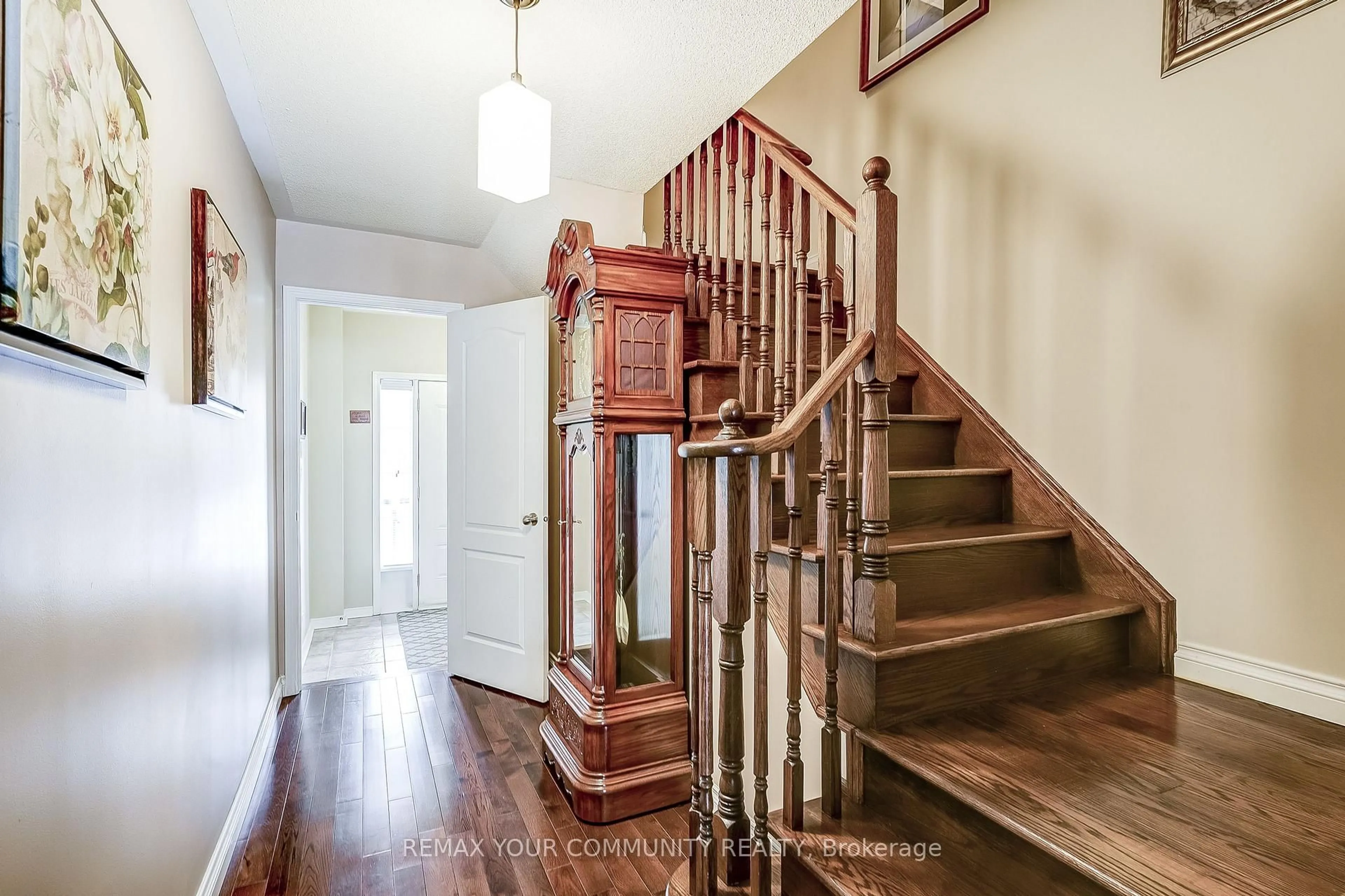 Unknown for 18 Muscadel Rd, Vaughan Ontario L4H 3L8