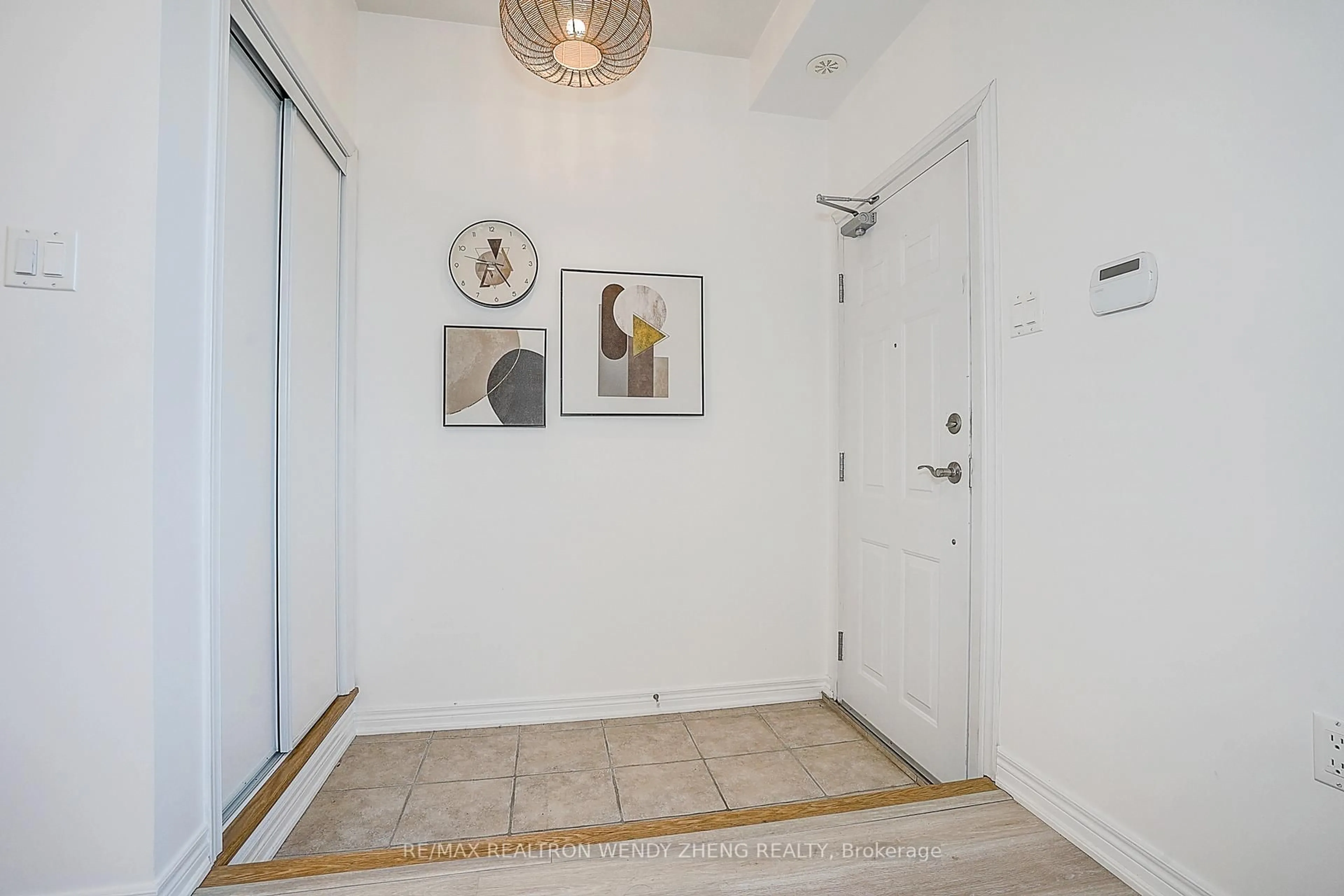 Indoor entryway for 261 Aldergrove Dr, Markham Ontario L3R 2L8