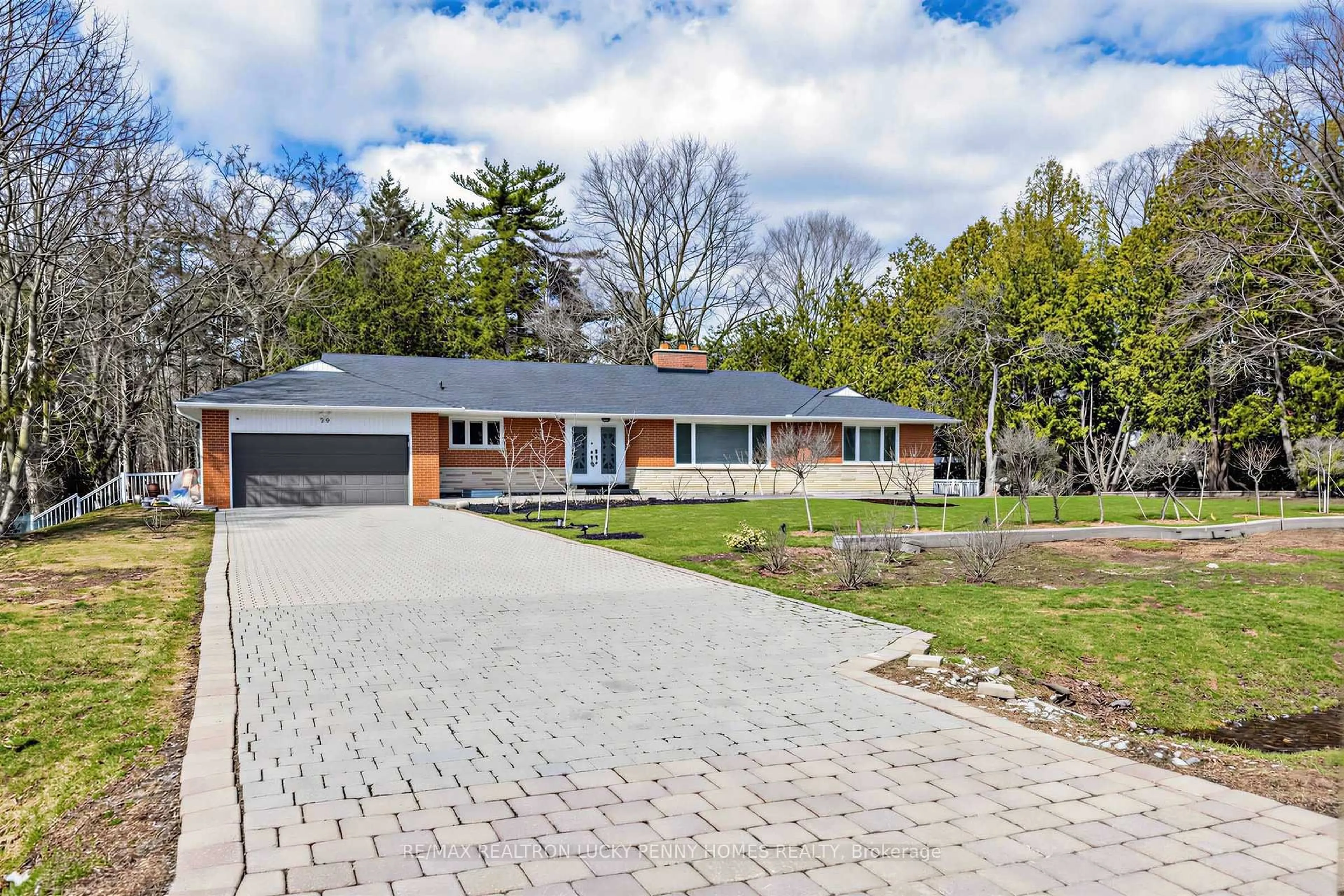 Home with brick exterior material, street for 29 Glenbourne Park Dr, Markham Ontario L6C 1H5