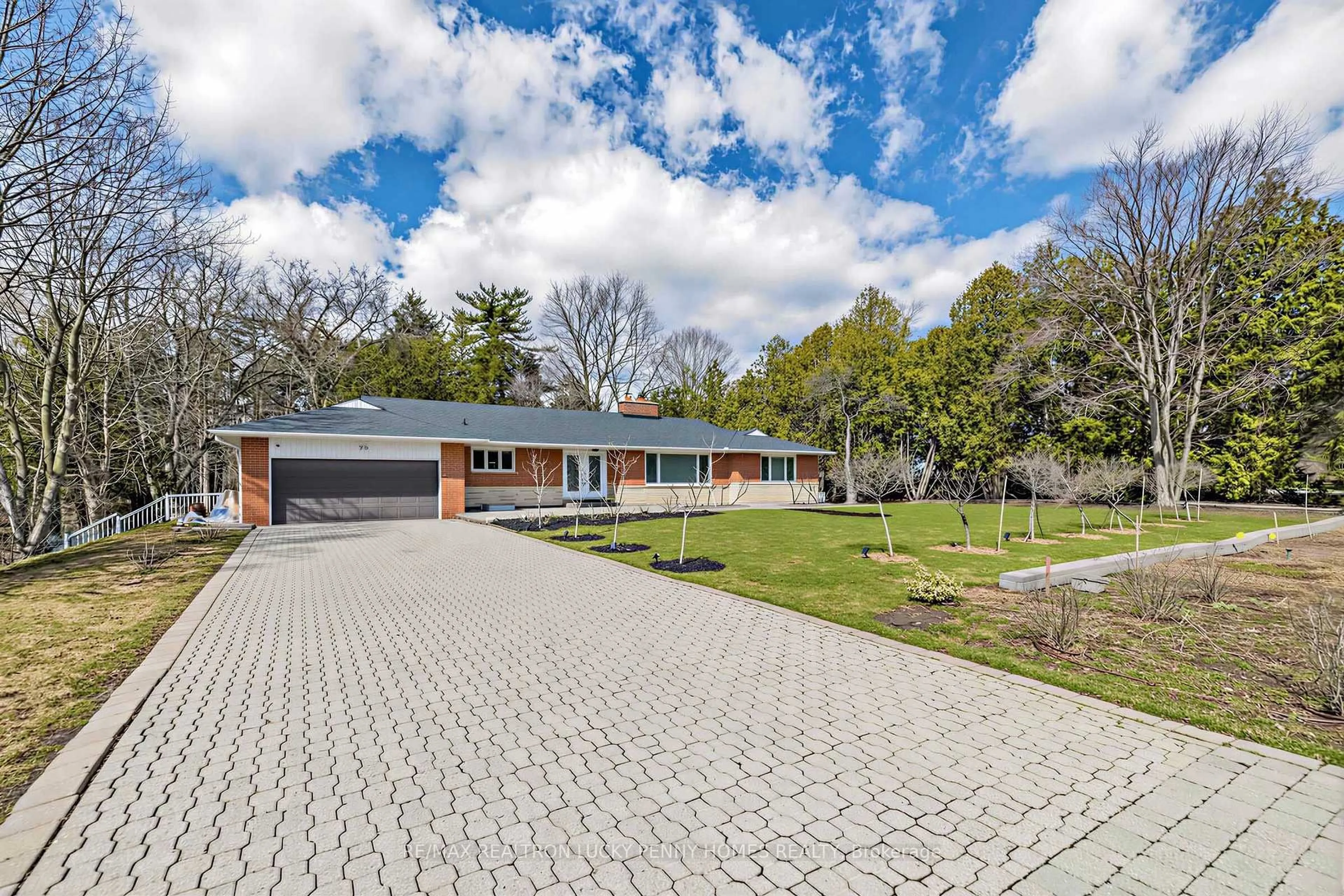 Home with brick exterior material, street for 29 Glenbourne Park Dr, Markham Ontario L6C 1H5