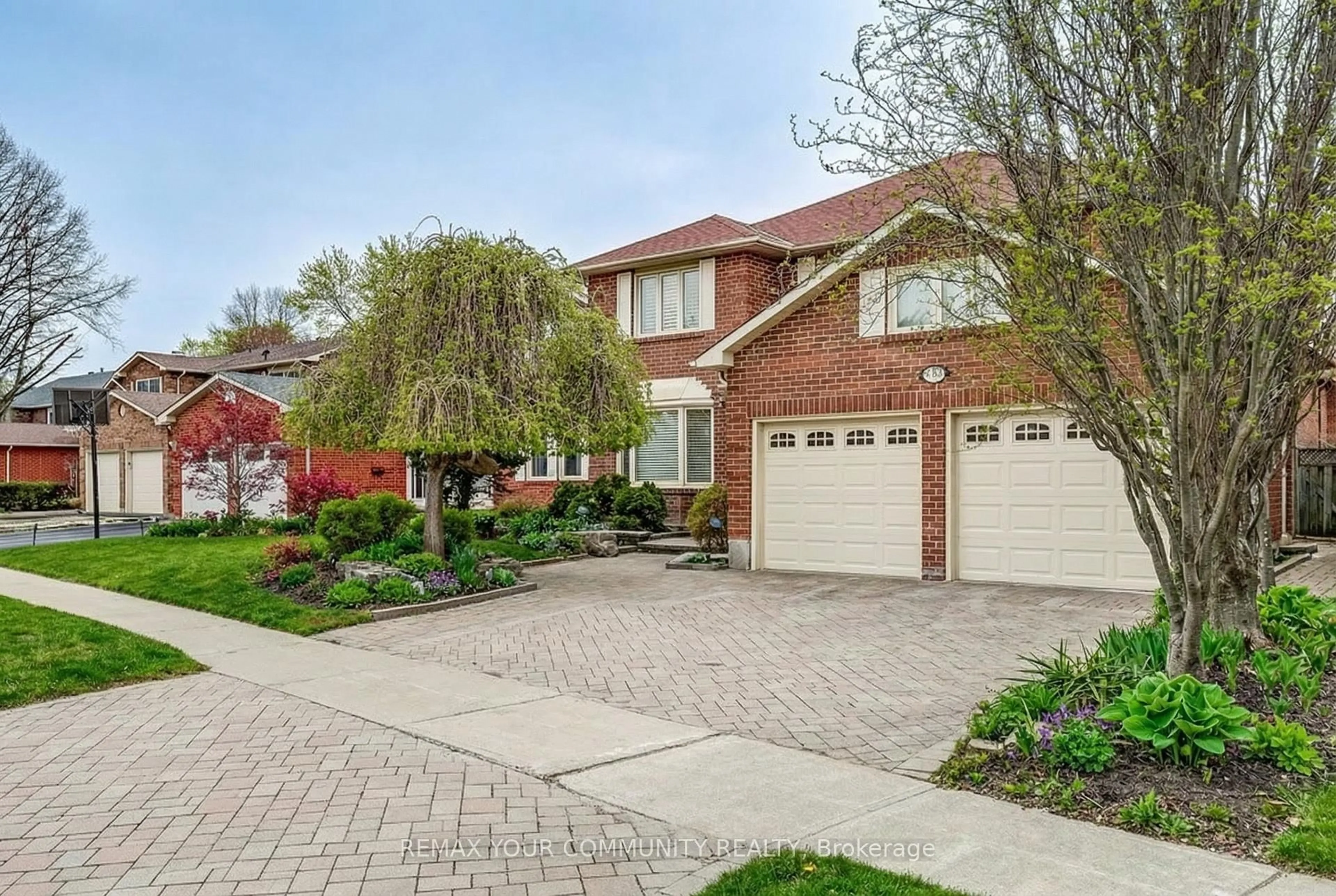Home with brick exterior material, street for 139 Larkin Ave, Markham Ontario L3P 4Y4
