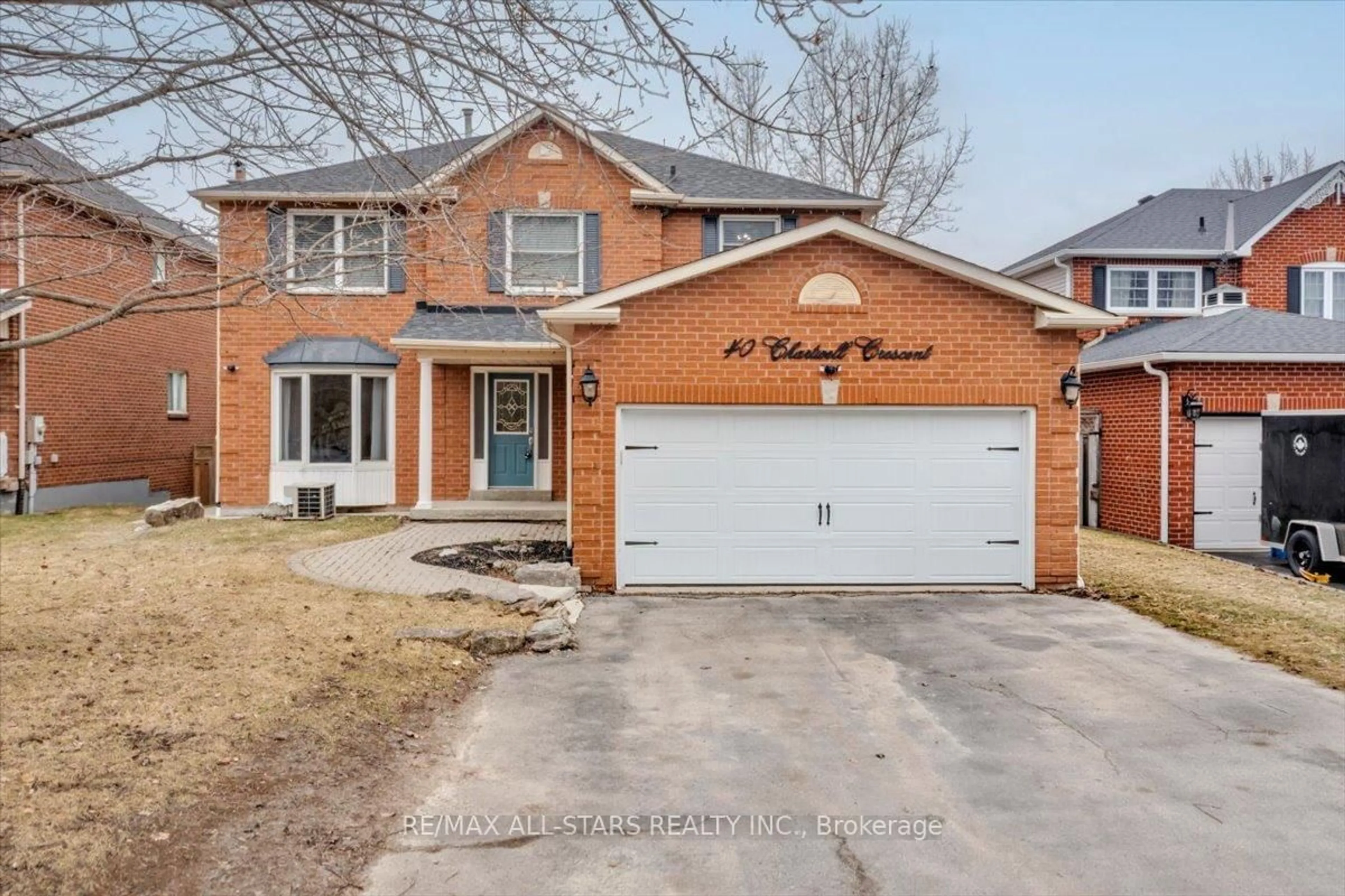Home with brick exterior material, street for 40 Chartwell Cres, Georgina Ontario L4P 3N8
