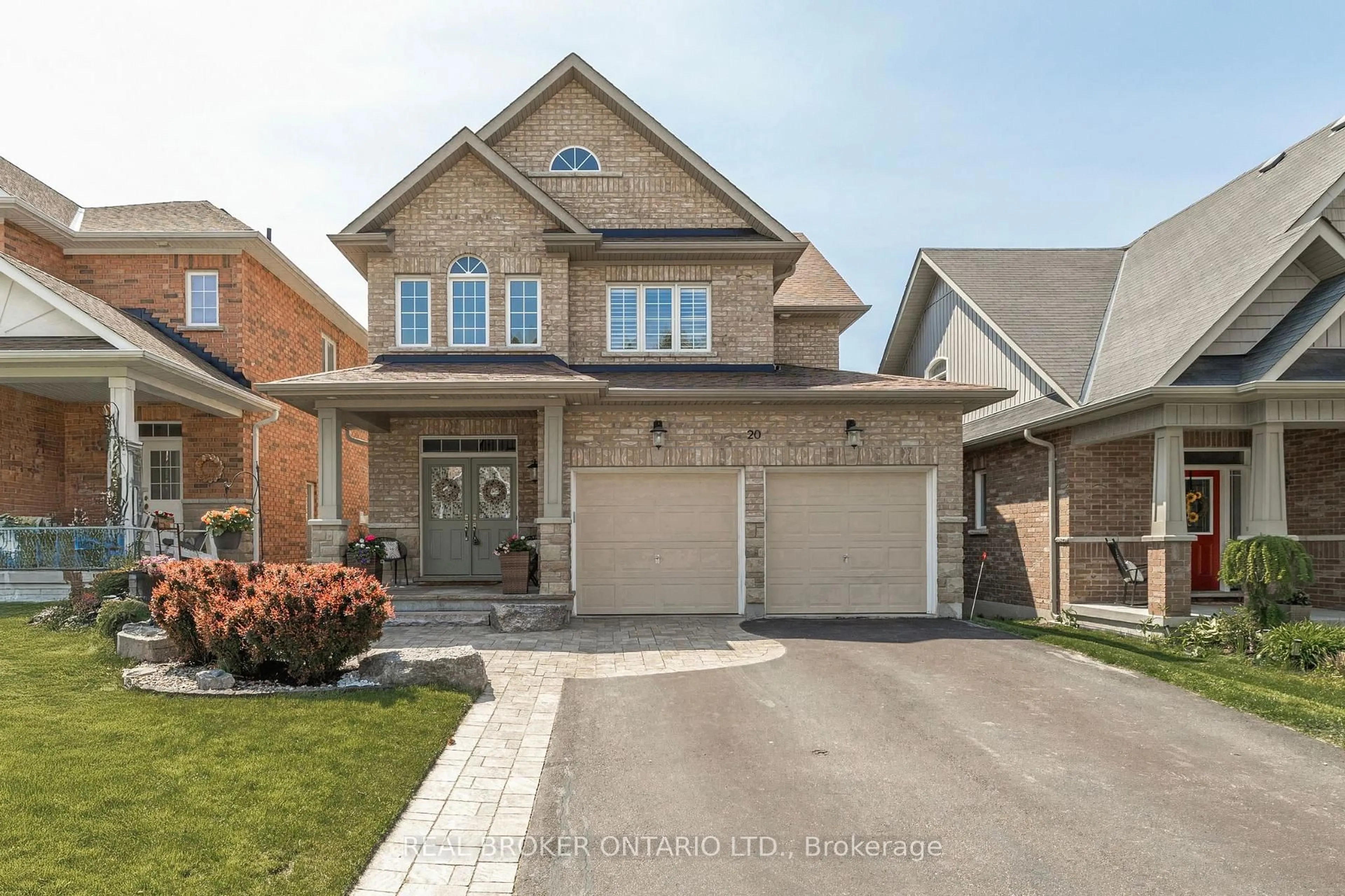 Home with brick exterior material, street for 20 Don Rose Blvd, East Gwillimbury Ontario L0G 1M0