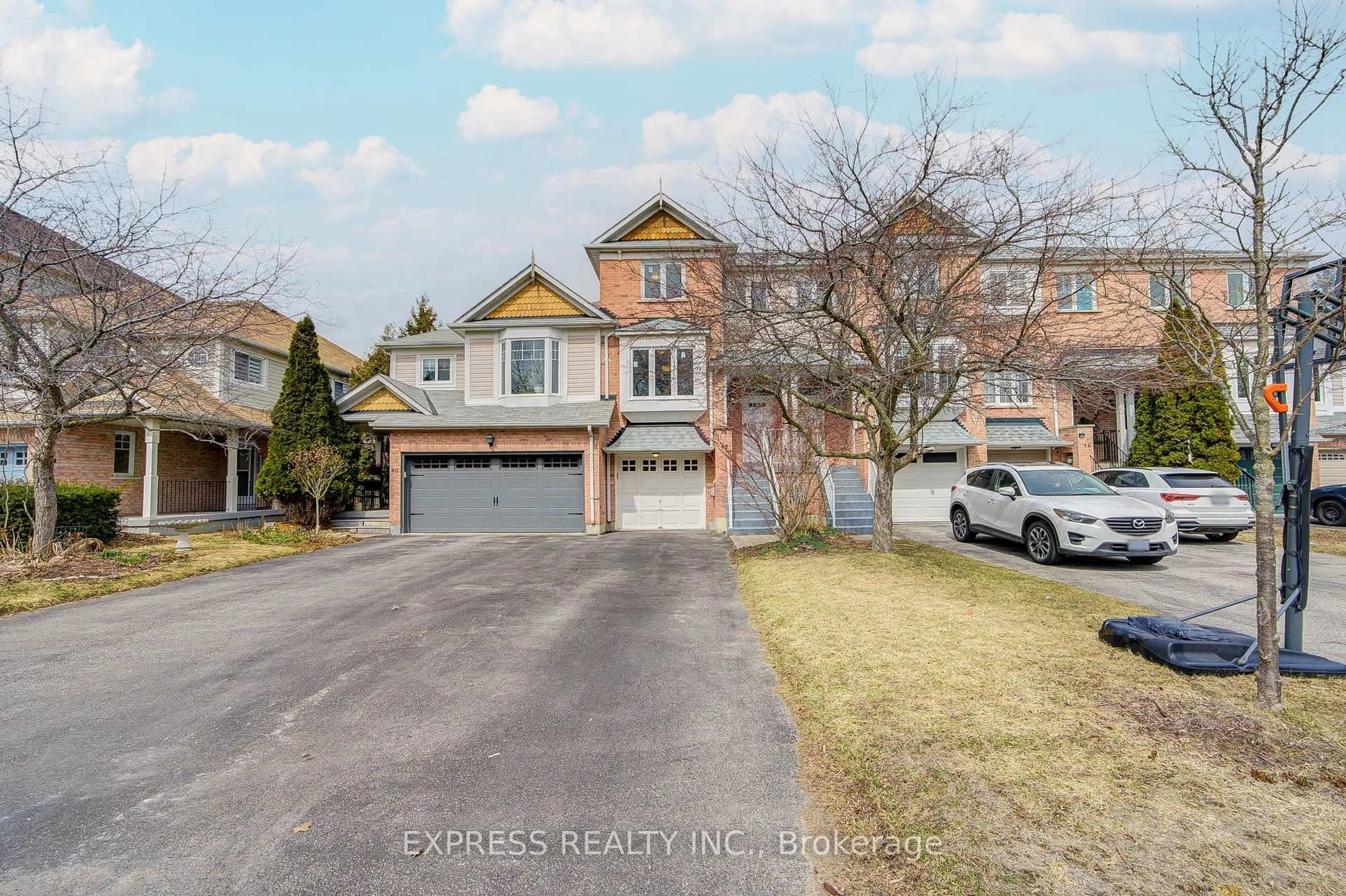 A pic from outside/outdoor area/front of a property/back of a property/a pic from drone, street for 42 Charlotte Angliss Rd, Markham Ontario L3P 7W6