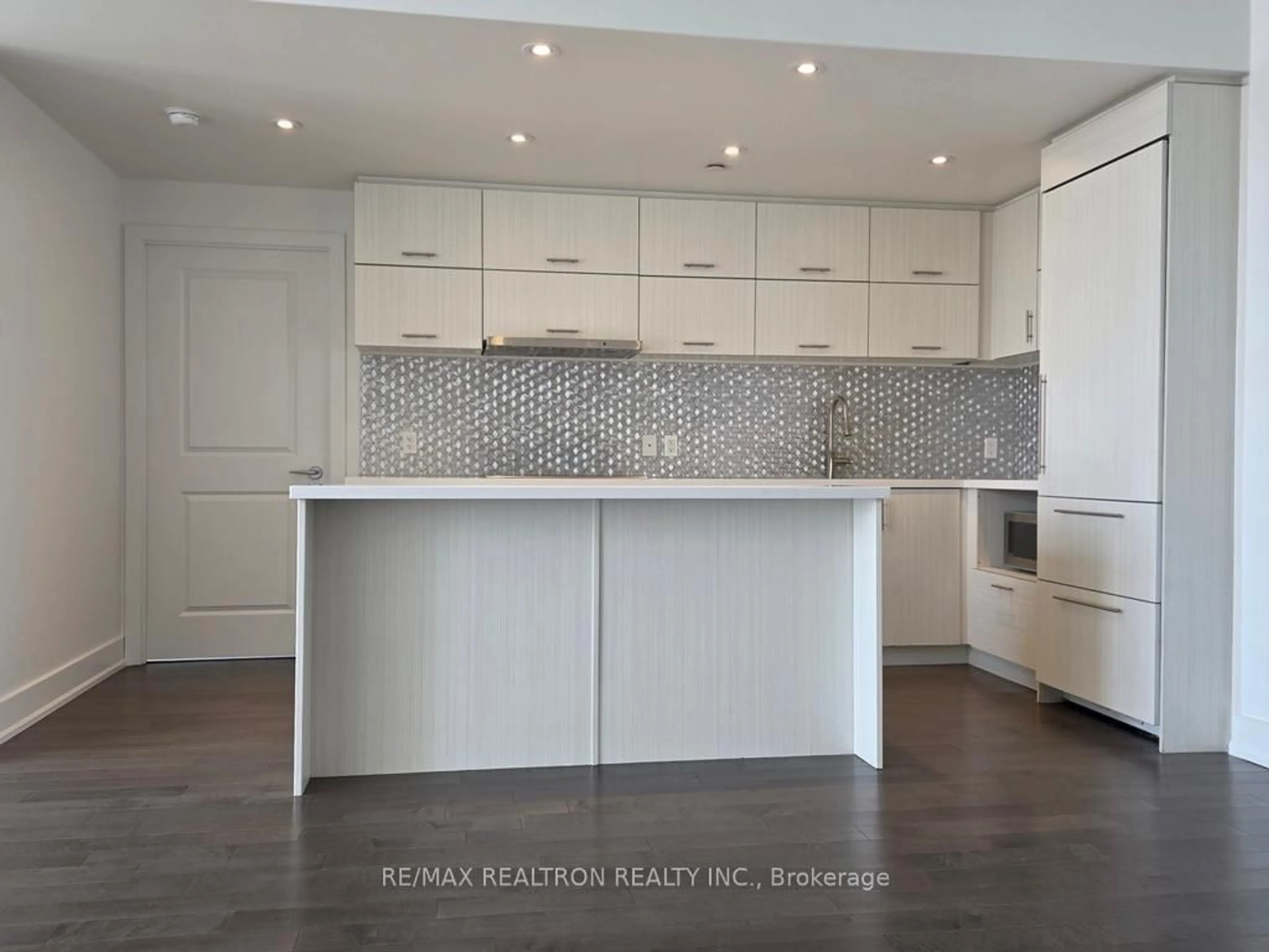 Open concept kitchen, ceramic/tile floor for 8081 Birchmount Rd #1601, Markham Ontario L6G 0G5