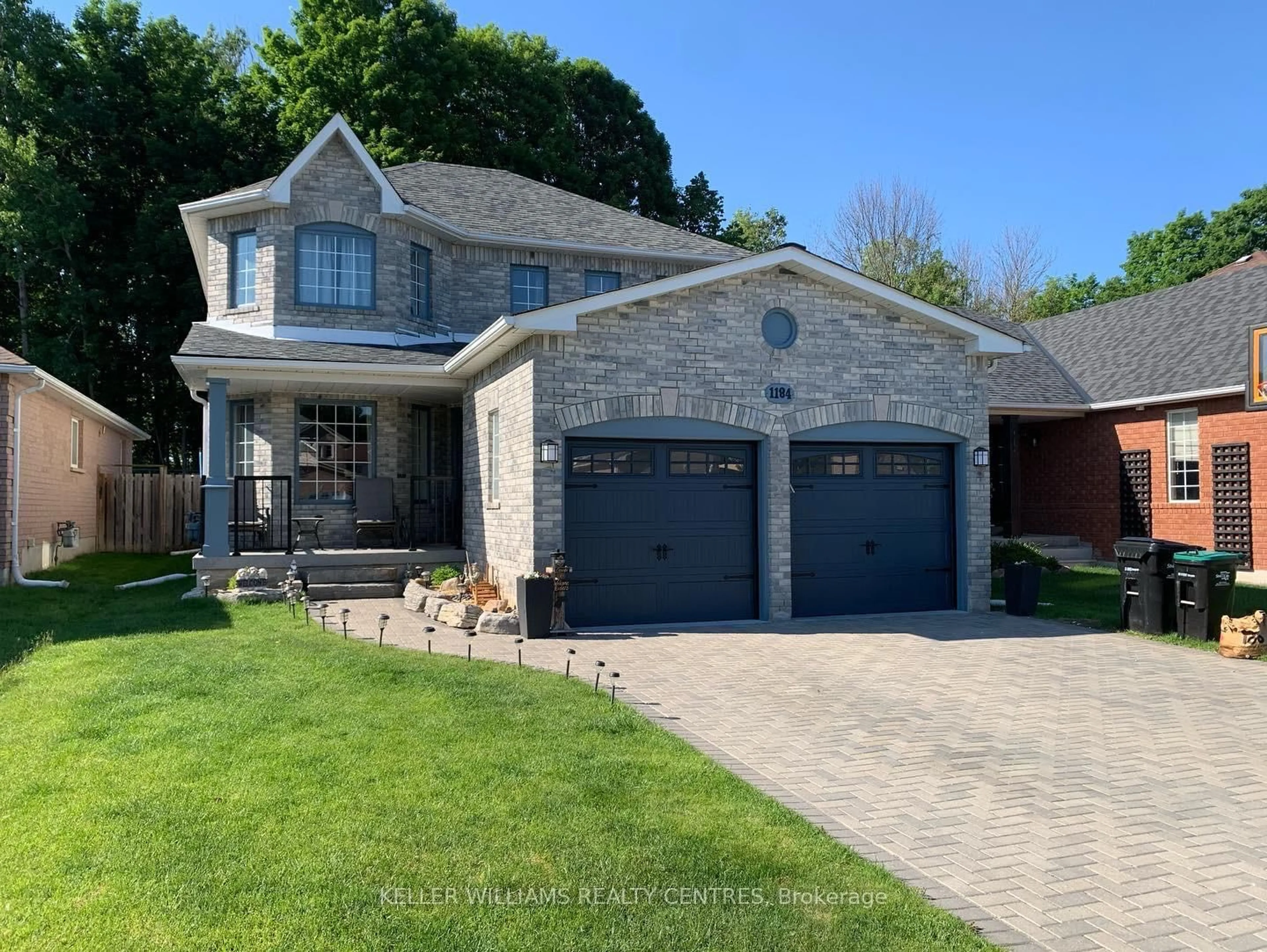Home with brick exterior material, street for 1184 Leslie Dr, Innisfil Ontario L9S 2A9