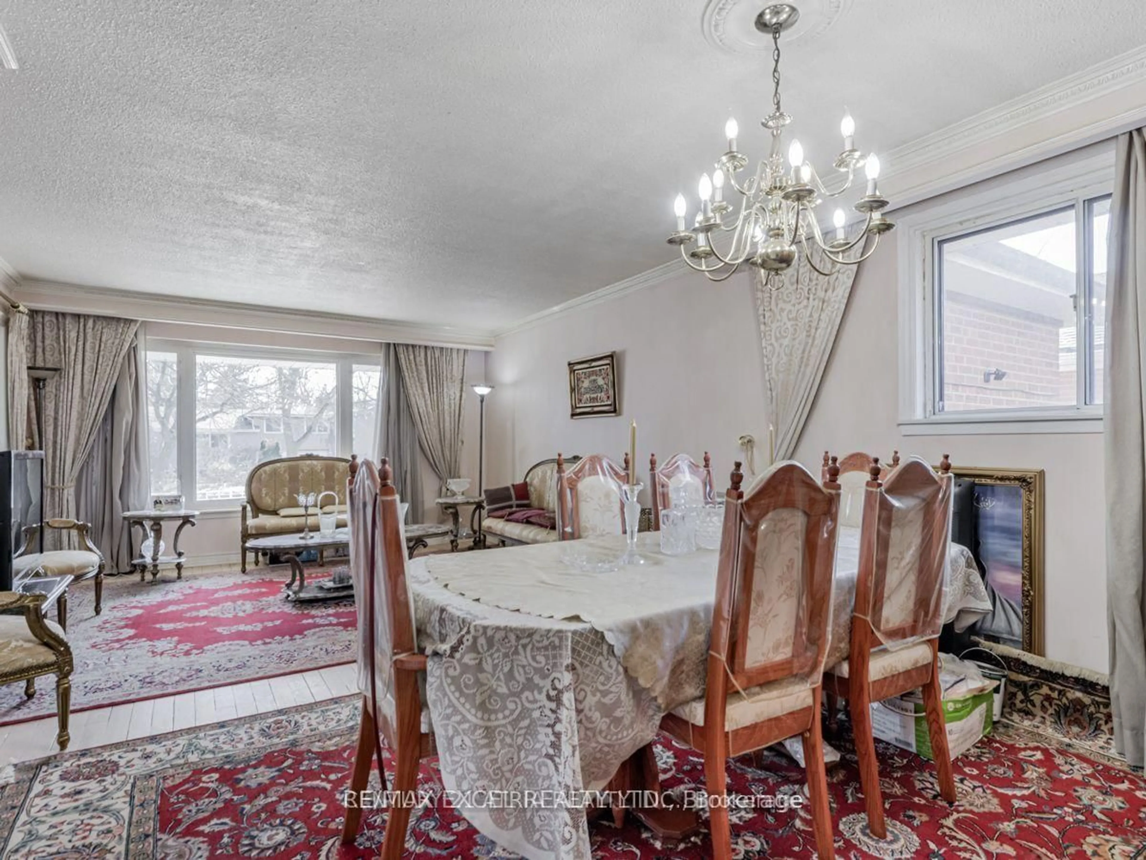 Dining room, unknown for 387 Crosby Ave, Richmond Hill Ontario L4C 2R8