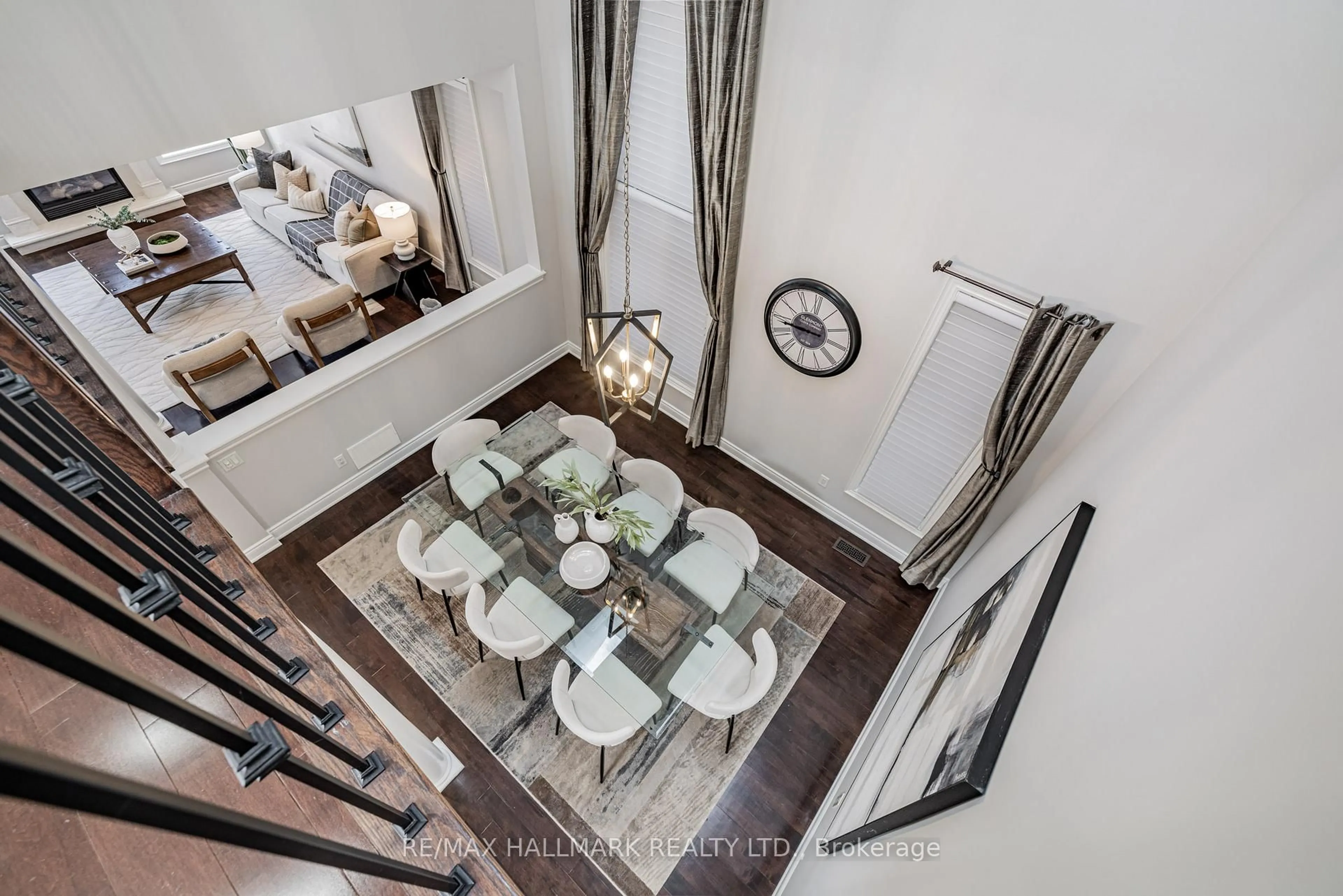 Dining room, unknown for 48 Stonecliffe Cres, Aurora Ontario L4G 7Z6