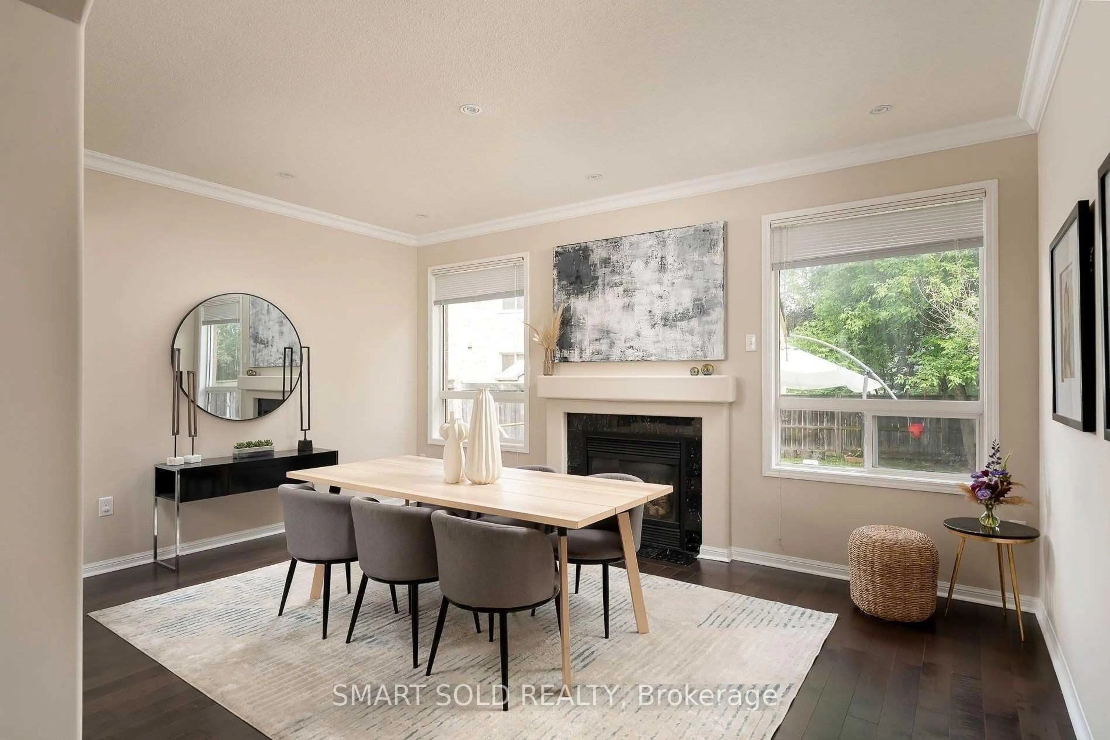 Dining room, wood/laminate floor for 99 Aloe Ave, Richmond Hill Ontario L4E 4N2