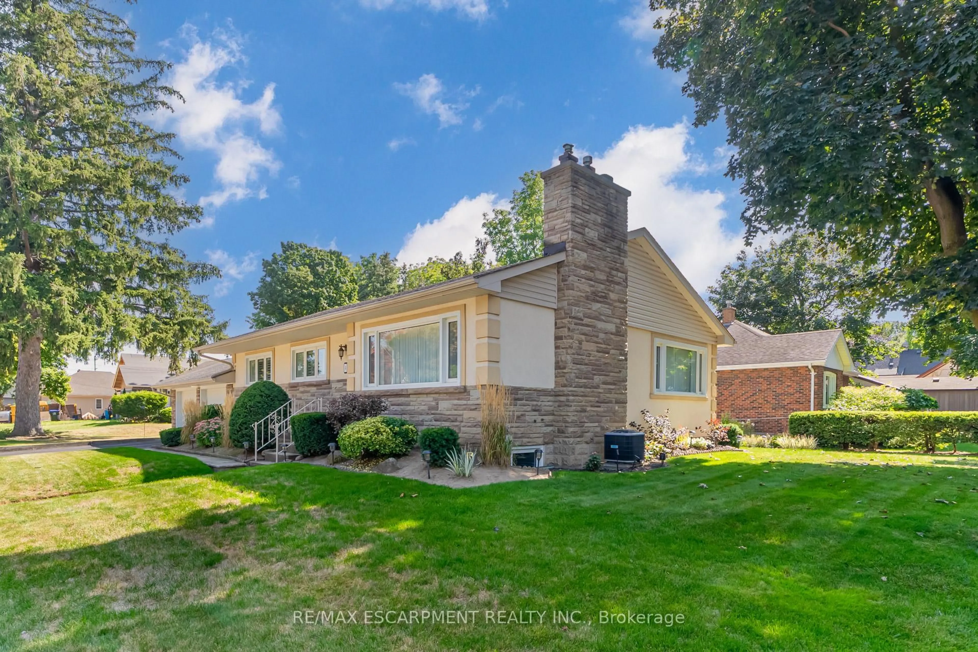 Unknown for 5 Albert St, New Tecumseth Ontario L9R 1J4