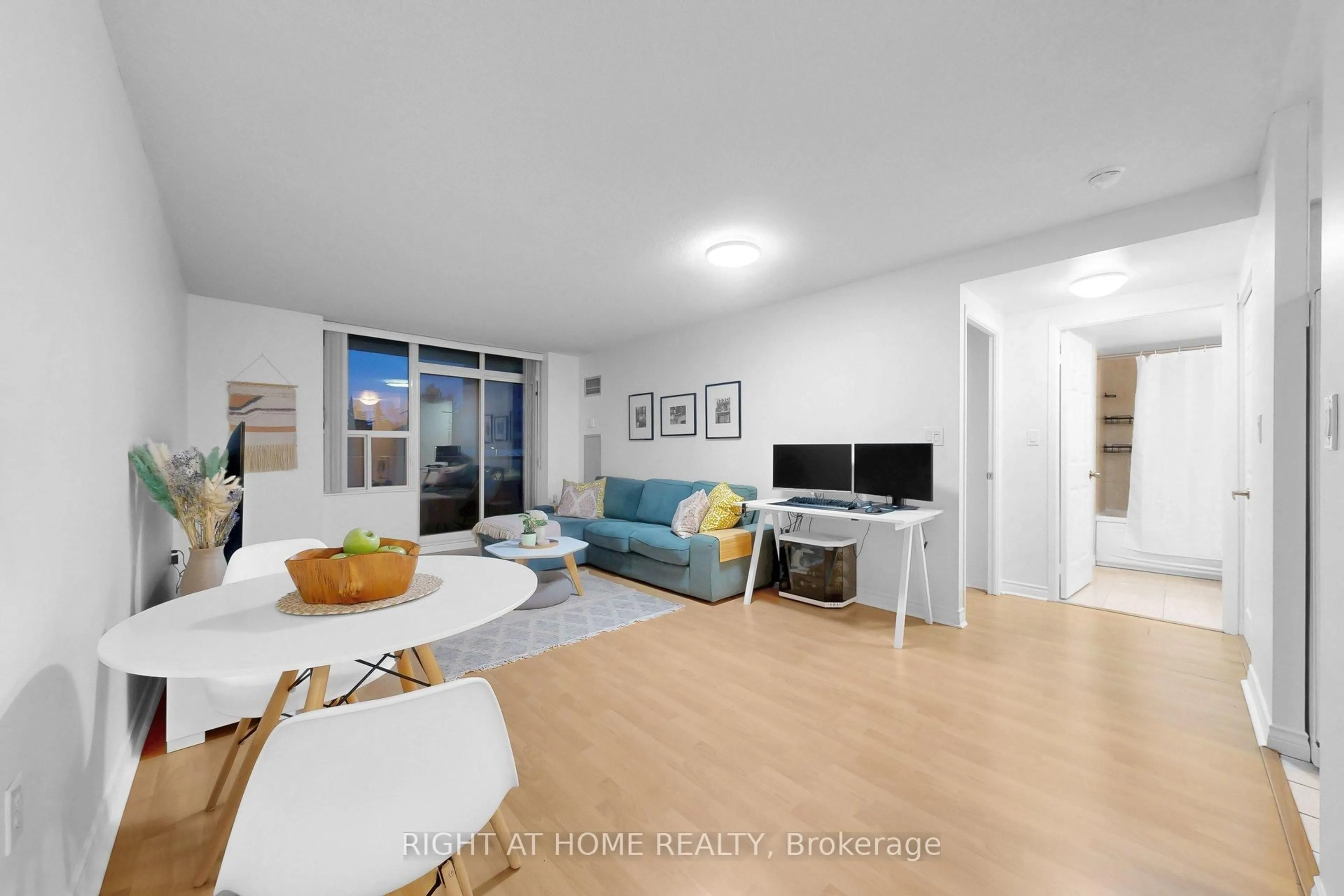 Living room with furniture, unknown for 2100 John St #216, Markham Ontario L3T 7S6