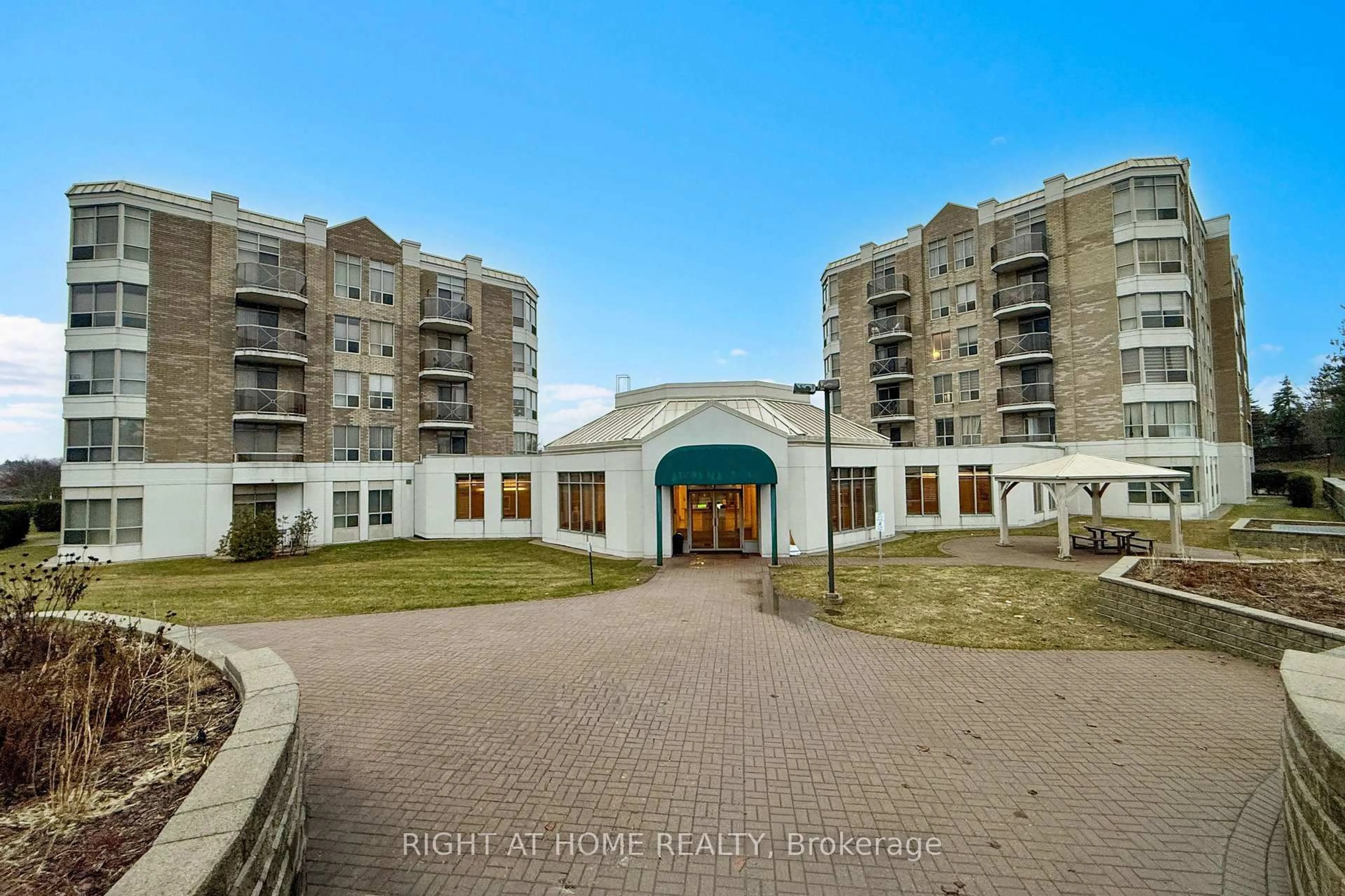 A pic from outside/outdoor area/front of a property/back of a property/a pic from drone, unknown for 2100 John St #216, Markham Ontario L3T 7S6