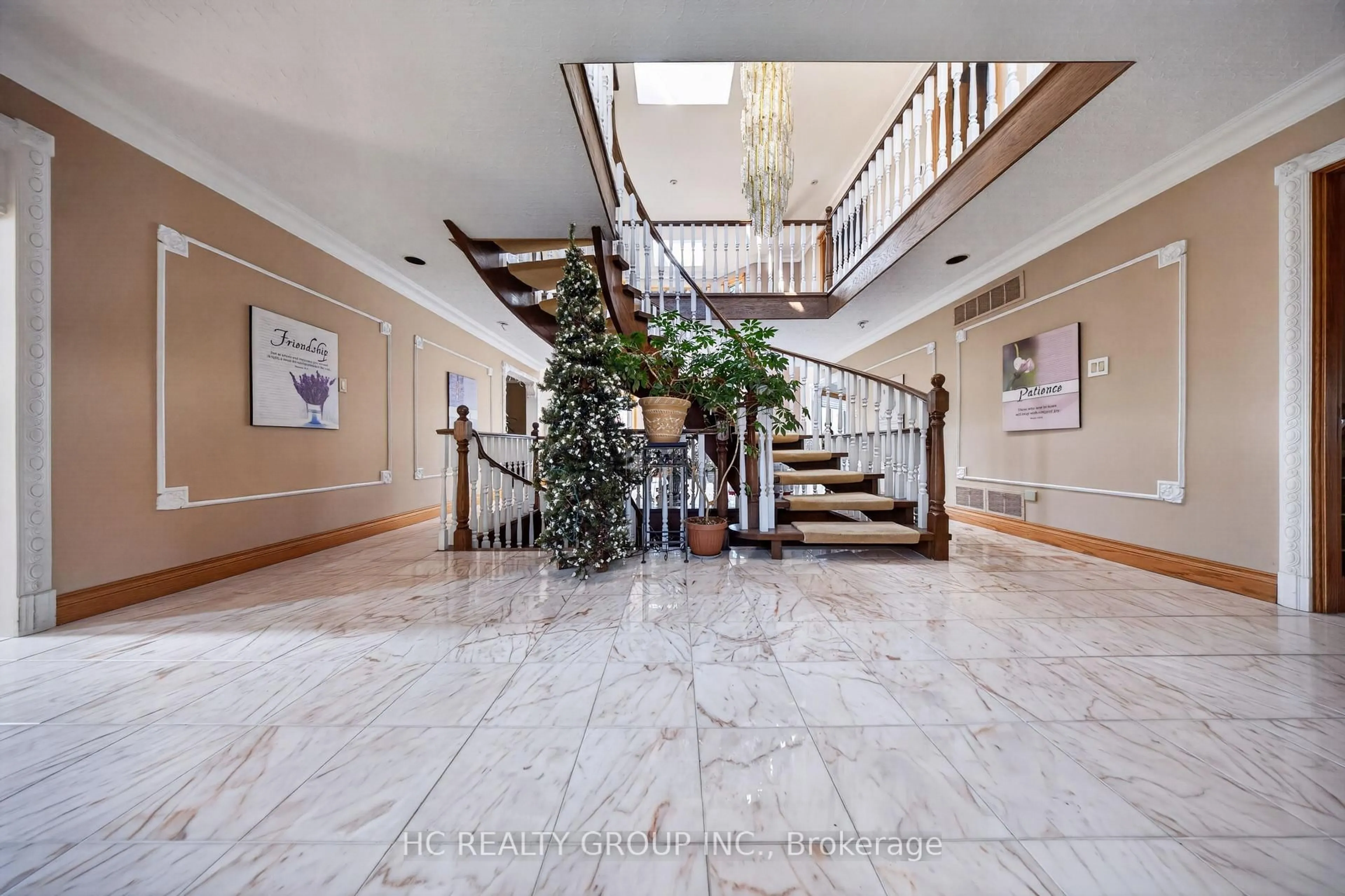 Lobby for 9 Forson Crt, Markham Ontario L6C 1A9