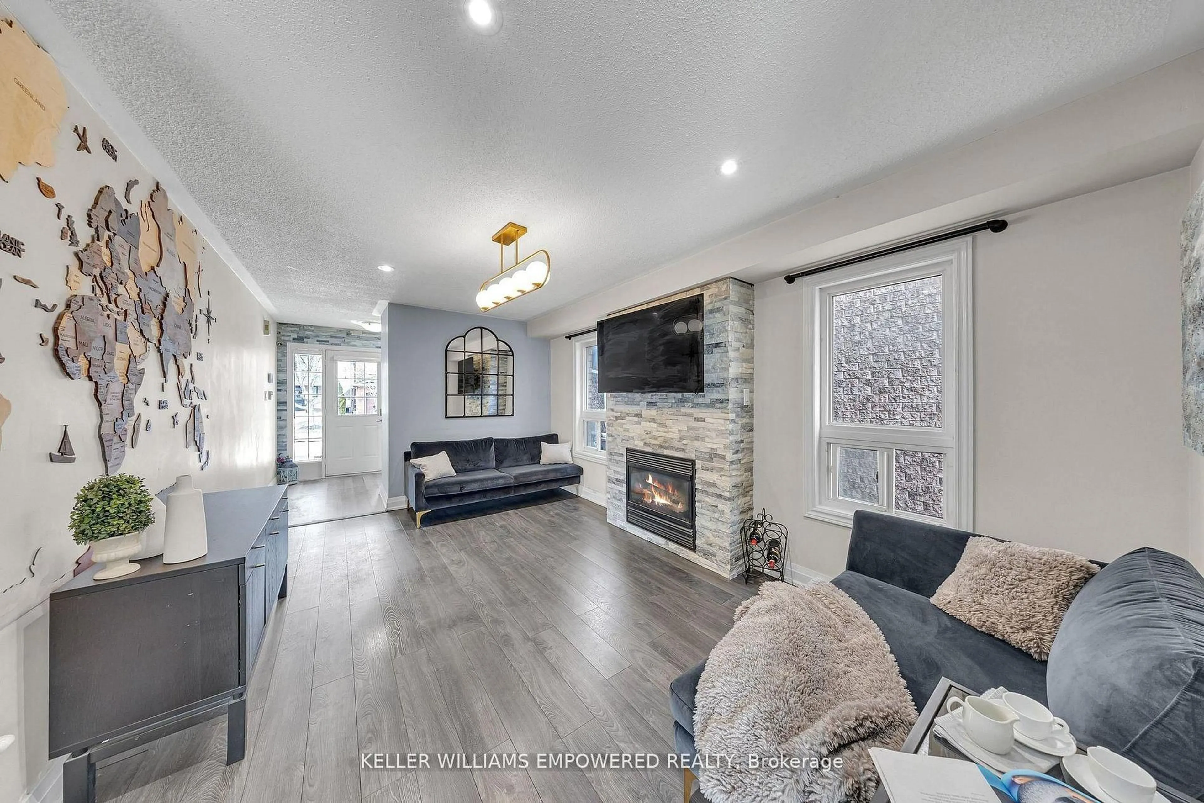 Living room with furniture, unknown for 93 Beaverbrook Cres, Vaughan Ontario L6A 3T5