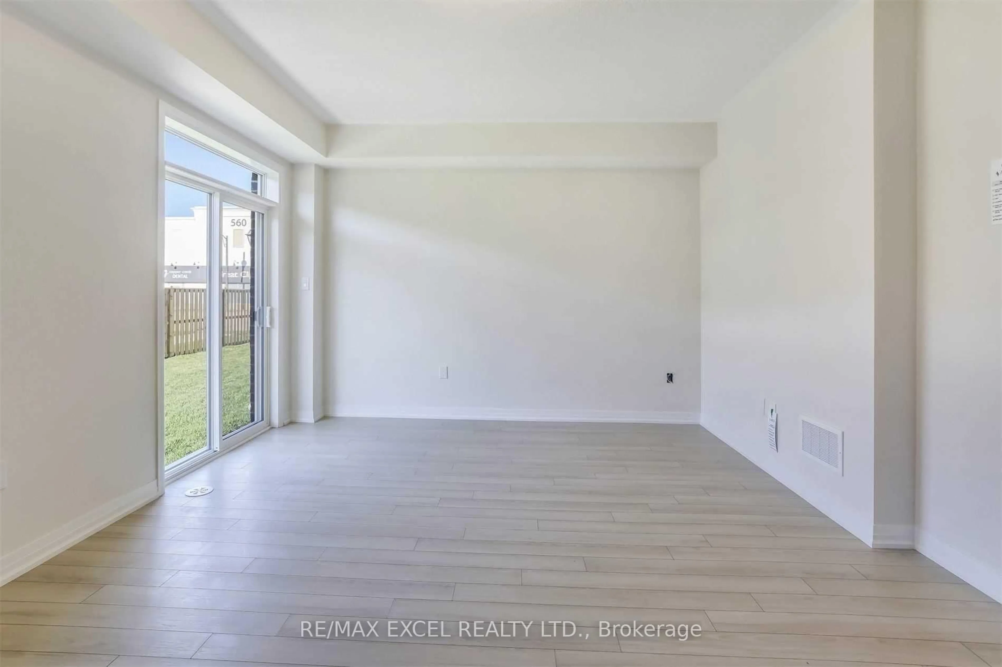 A pic of a room for 40 Sissons Way, Markham Ontario L6B 0S1