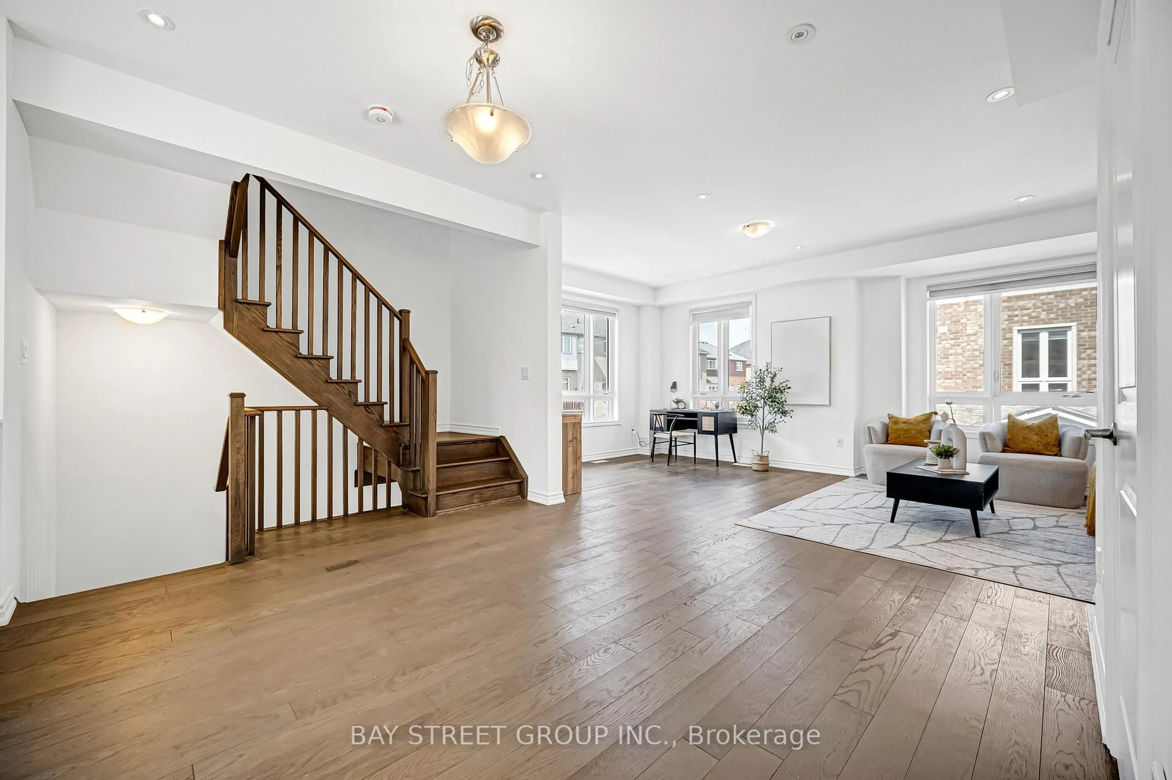 Indoor entryway for 61 Massachusetts Lane, Markham Ontario L6E 0V6