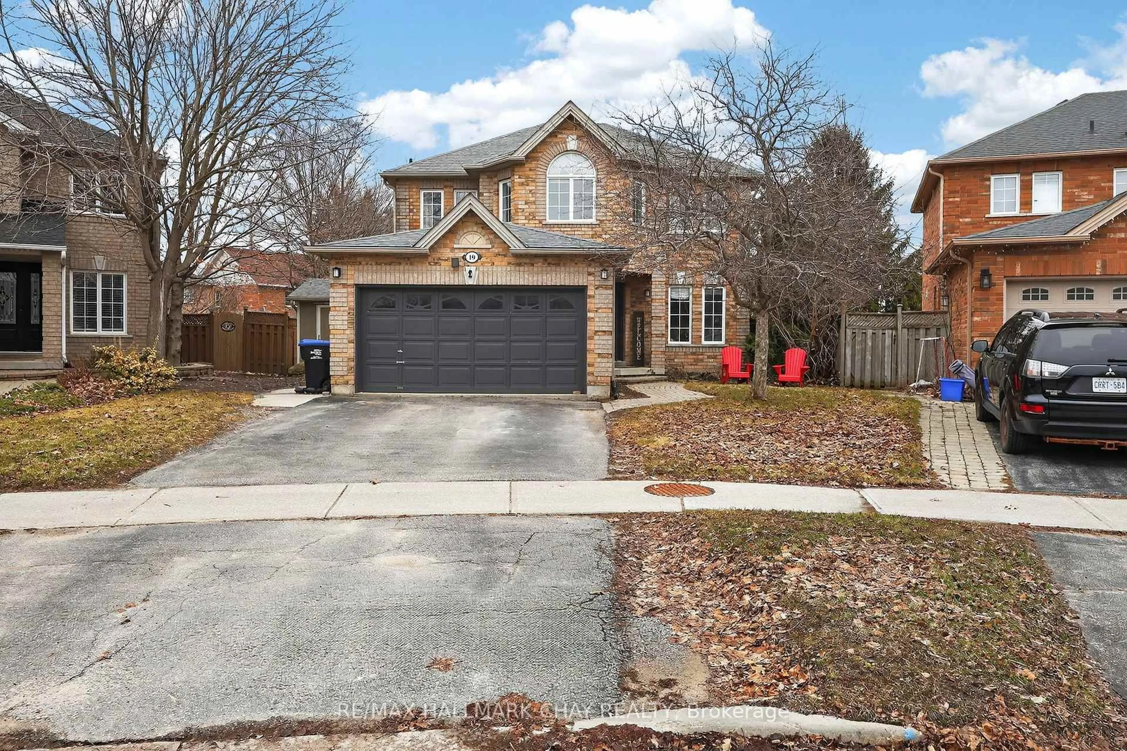 Home with brick exterior material, street for 19 Smith St, New Tecumseth Ontario L9R 1Z0