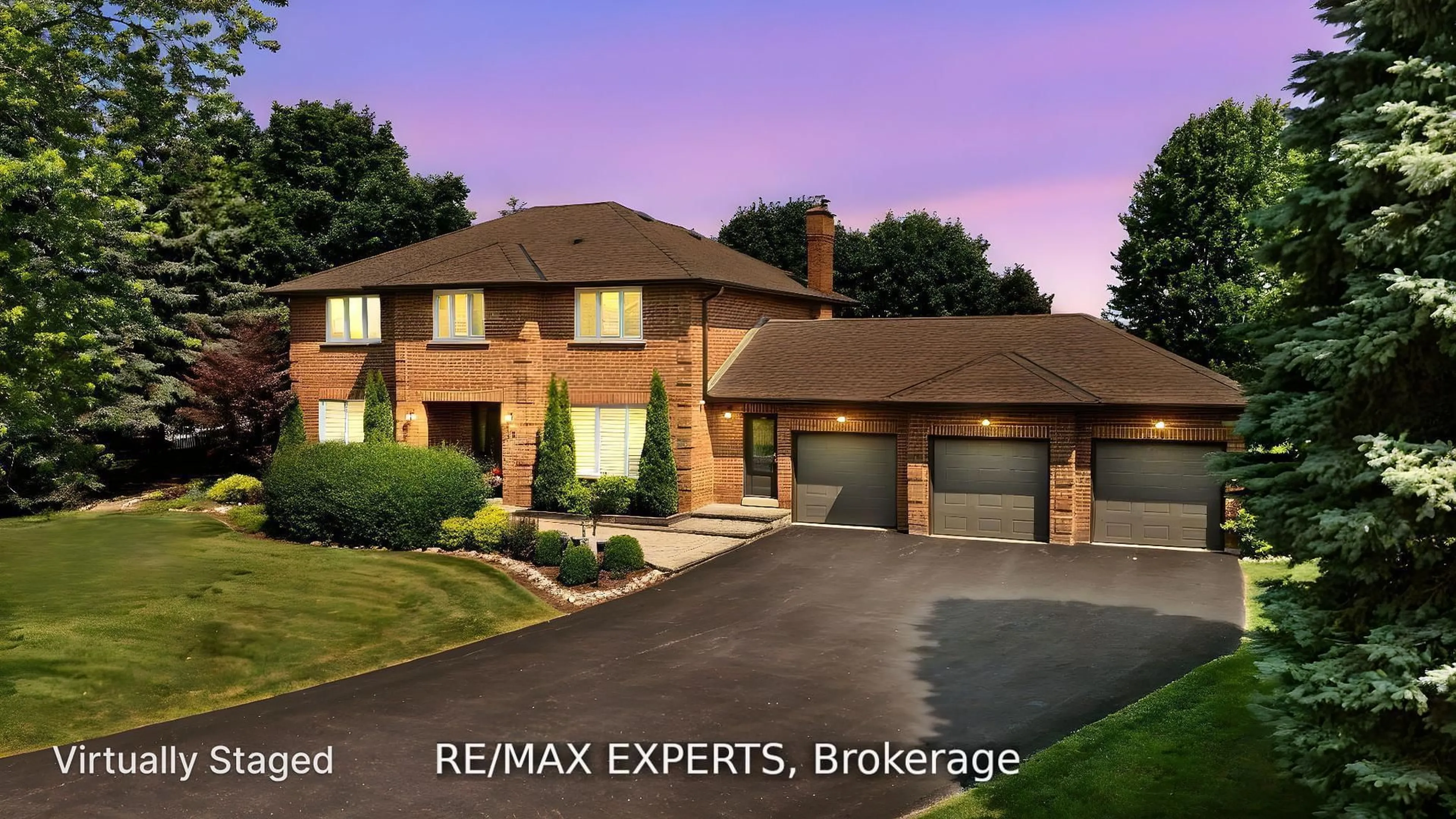 Home with brick exterior material, street for 10 Kehoe Crt, King Ontario L0G 1N0