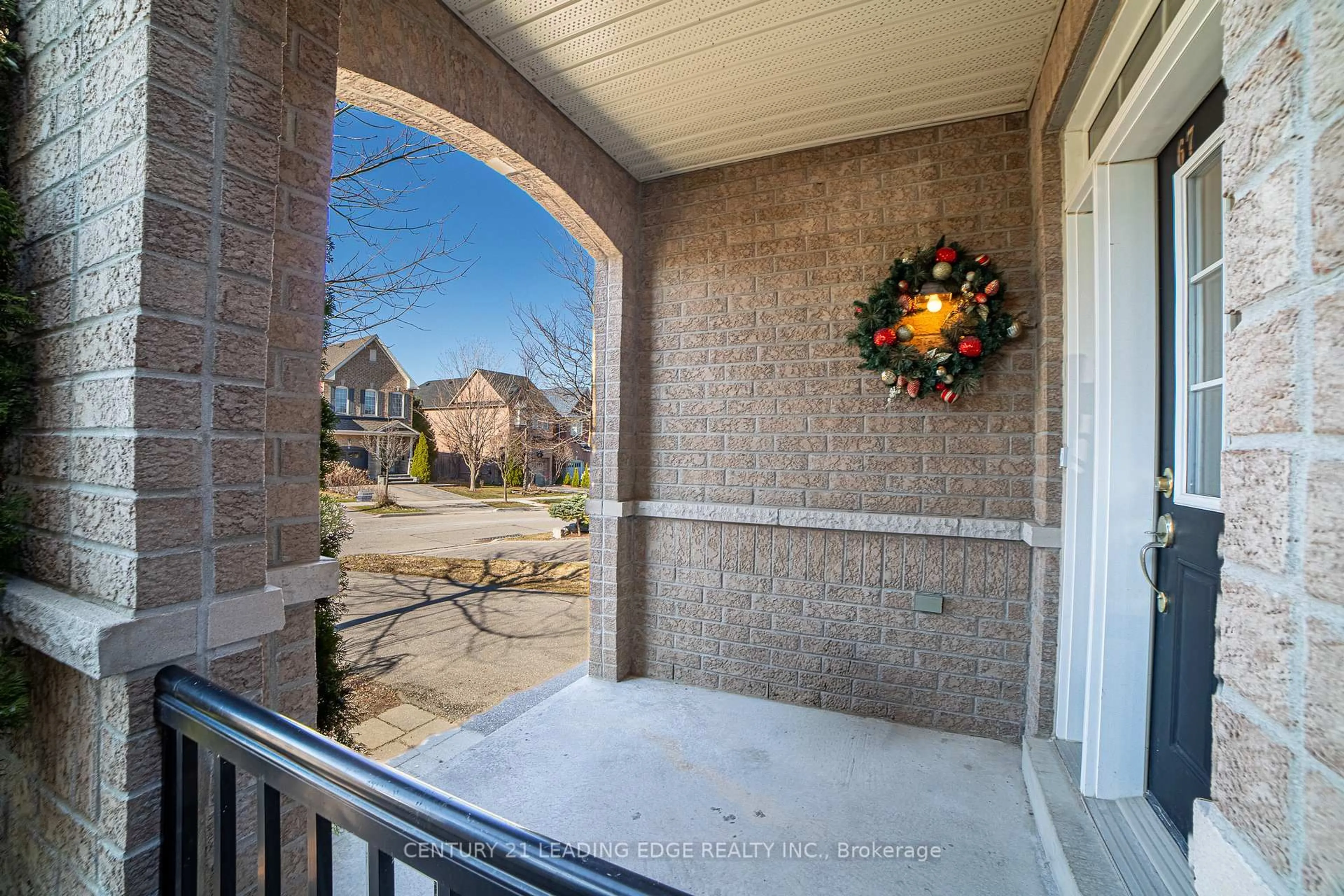 Patio, street for 67 Sir Sanford Fleming Way, Vaughan Ontario L6A 0T2
