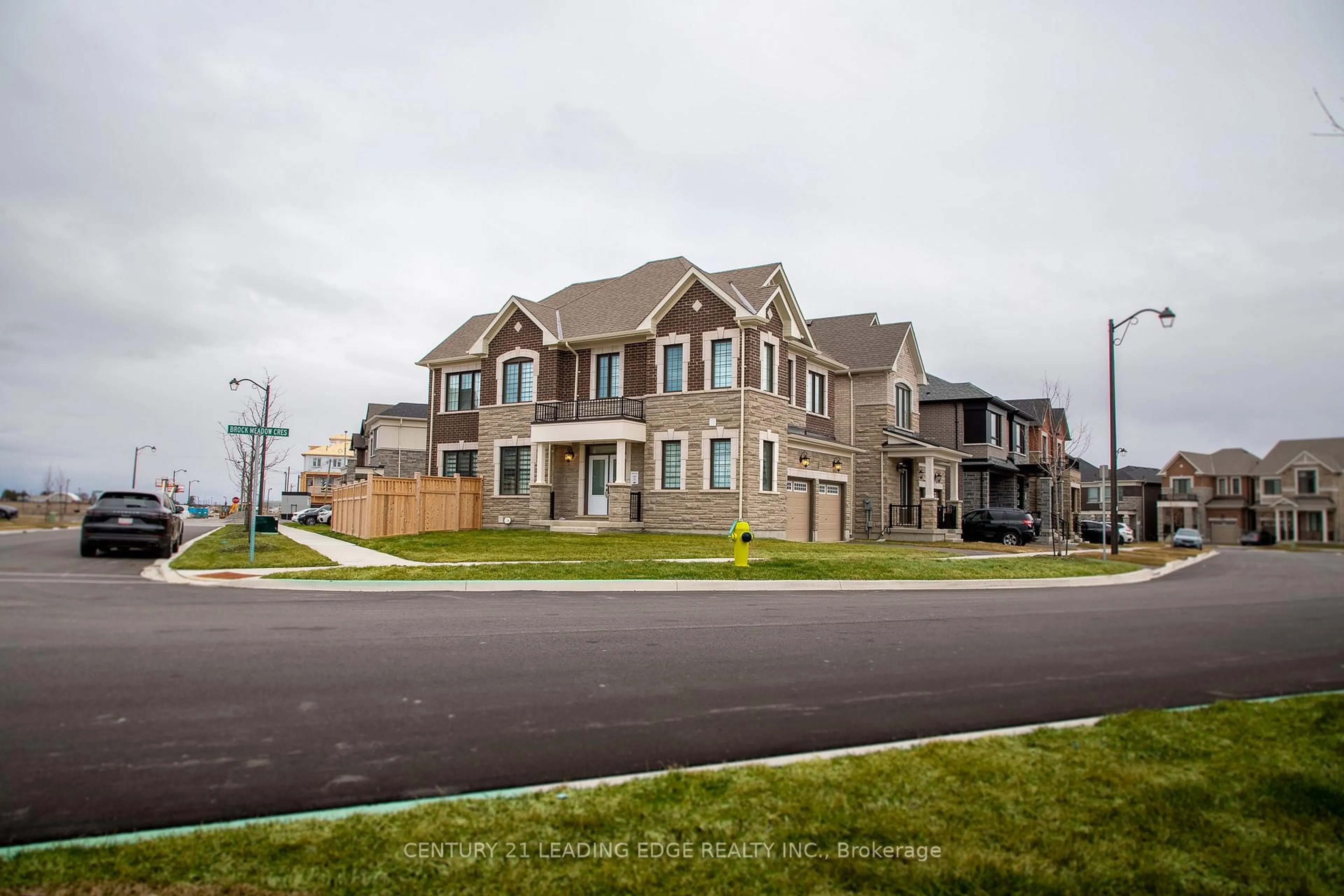 A pic from outside/outdoor area/front of a property/back of a property/a pic from drone, street for 1 George Roman Ave, Markham Ontario L6C 3L9