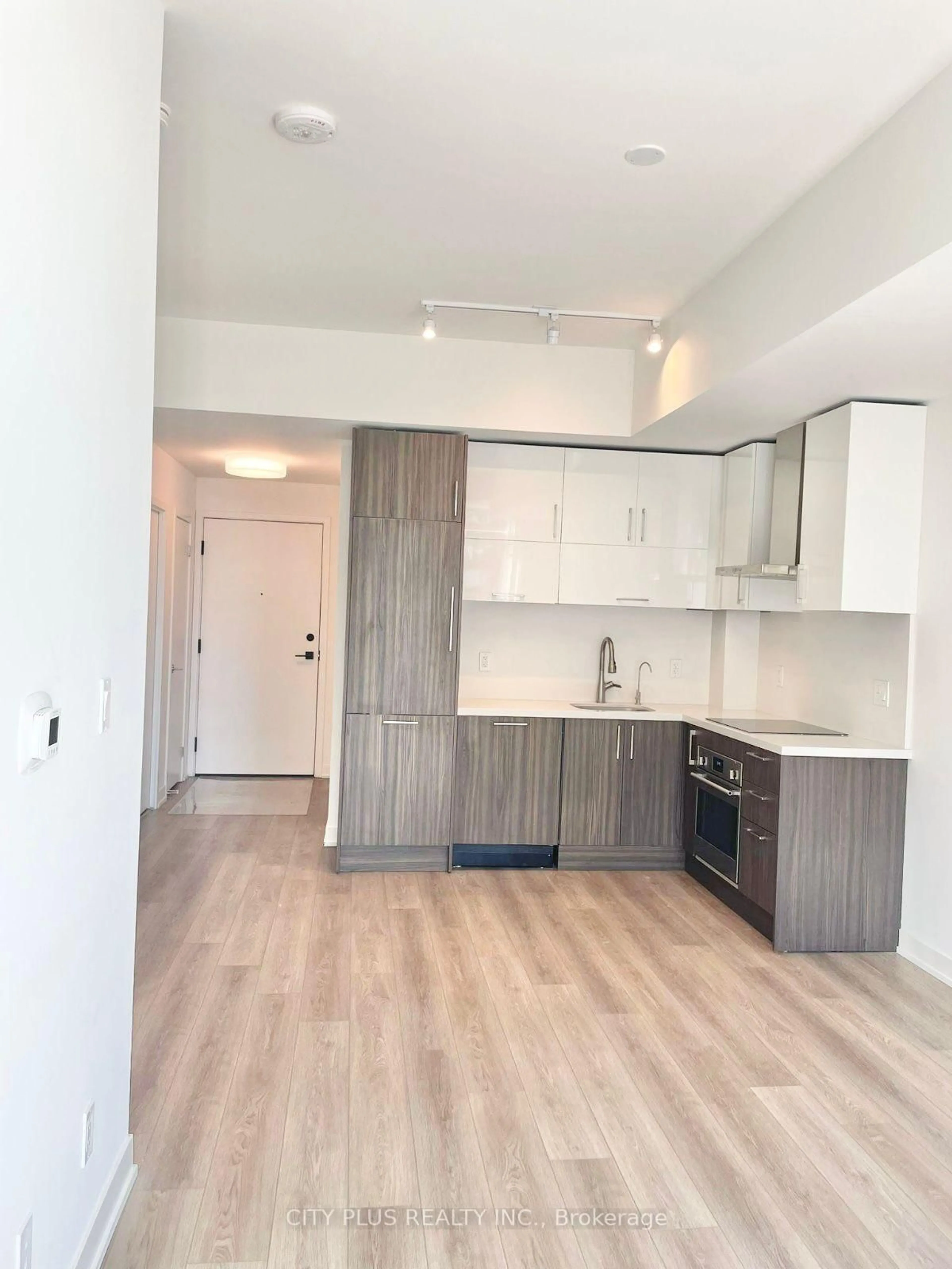 Unknown for 38 Simcoe Promenade #C914, Markham Ontario L6G 0H7