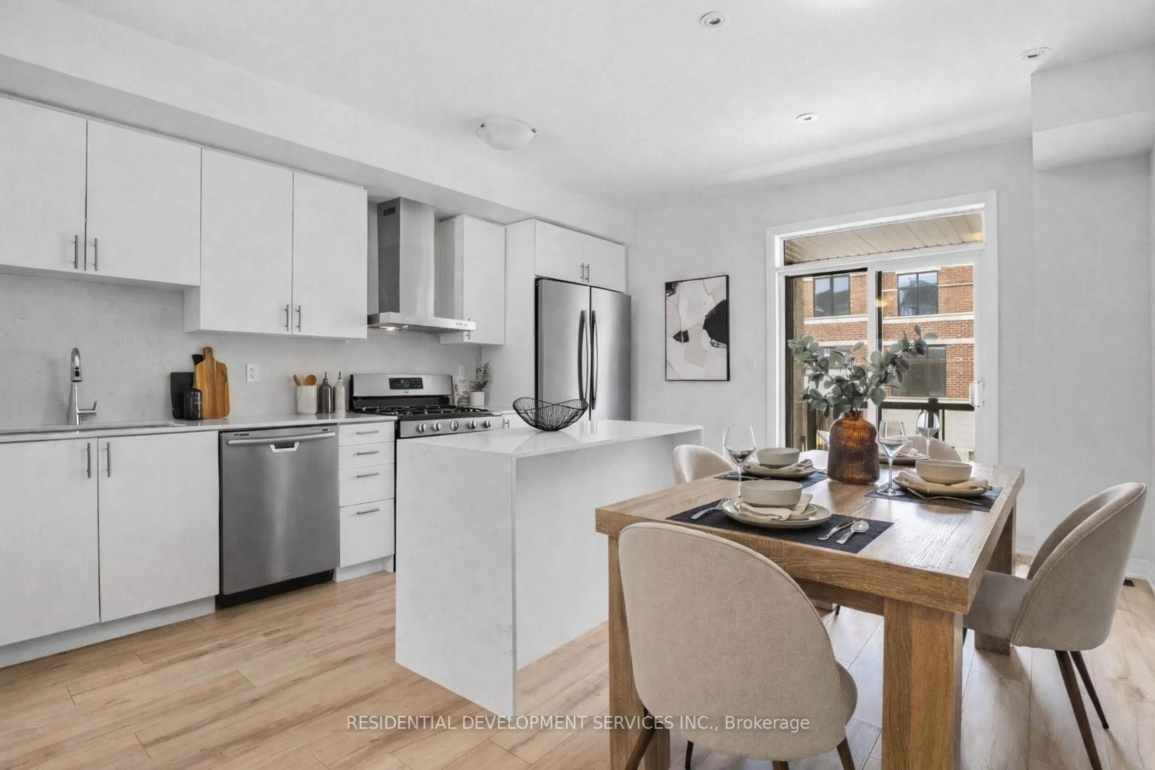 Open concept kitchen, unknown for 53 George Bales Lane, Richmond Hill Ontario L4S 0P9