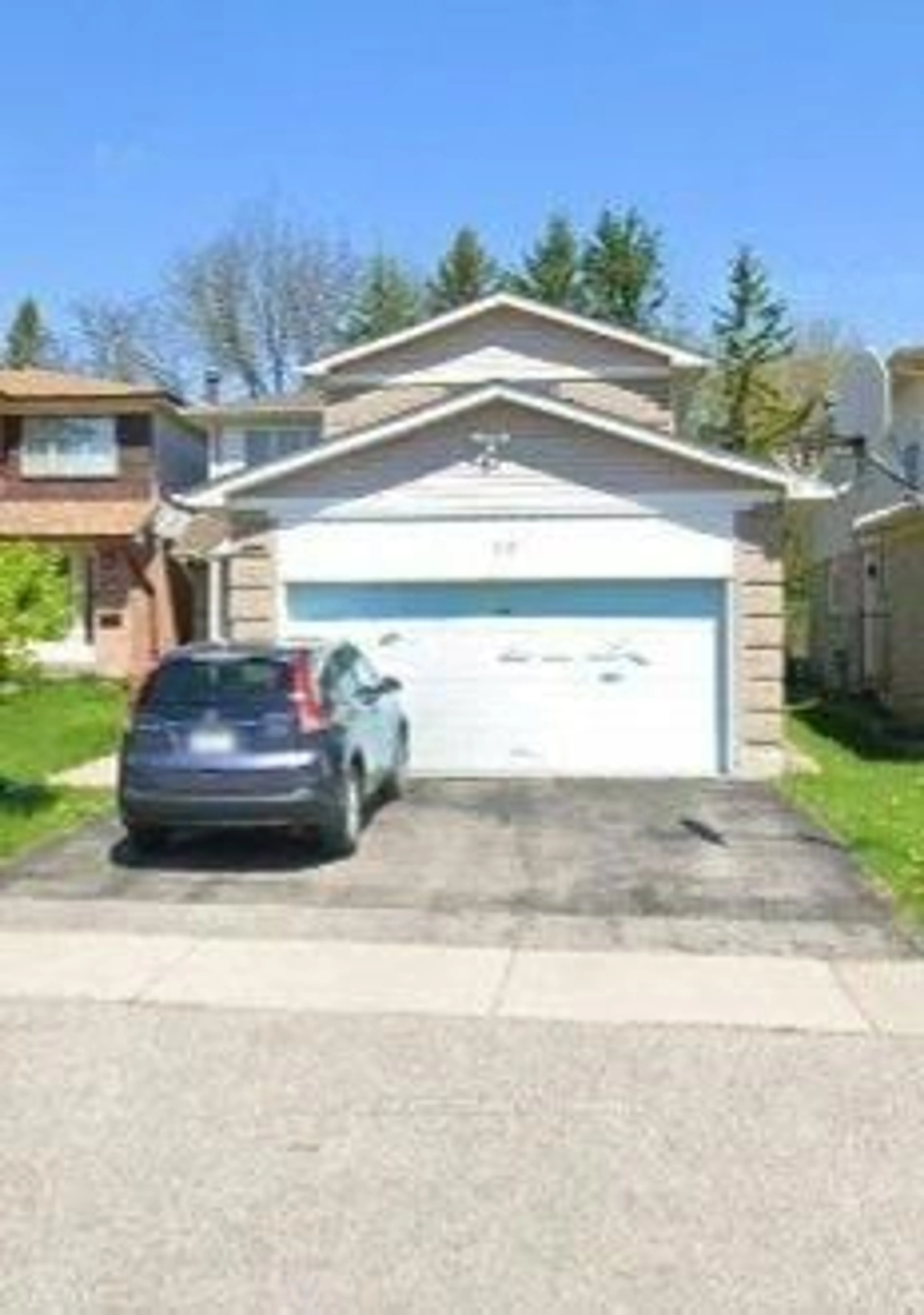 Unknown for 10 Holm Cres, Markham Ontario L3T 5J3