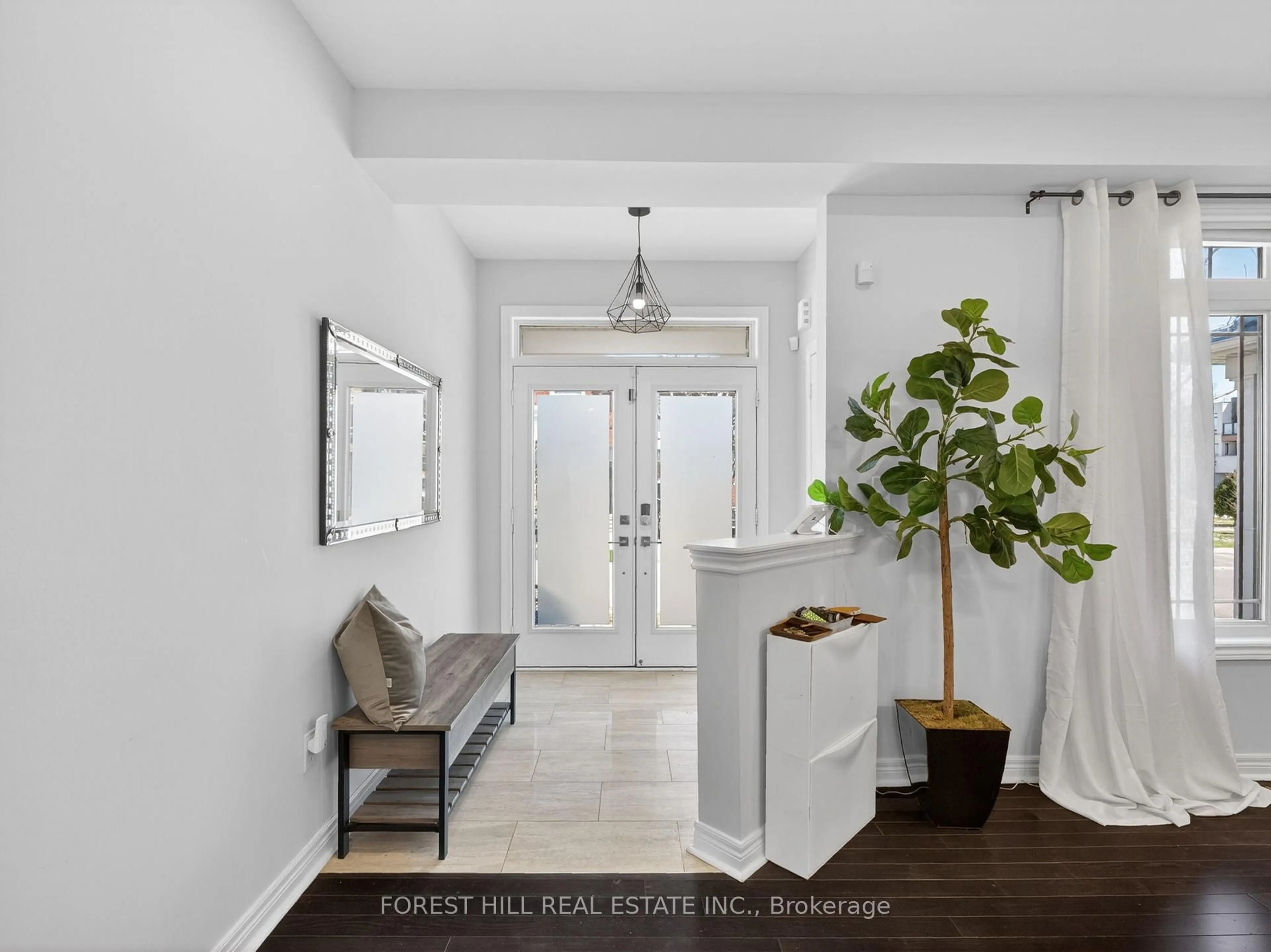 Indoor entryway for 12 Wallenberg Dr, Vaughan Ontario L6A 4M1