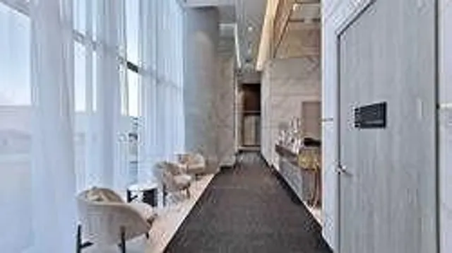 898 Portage Pkwy #1001, Vaughan 4