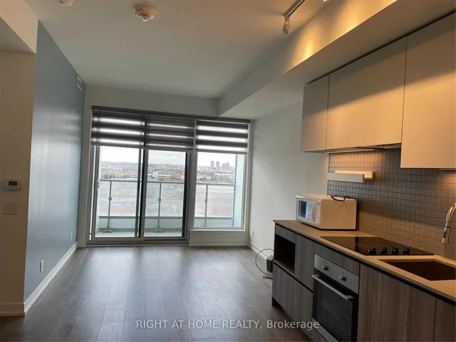 898 Portage Pkwy #1001, Vaughan 5