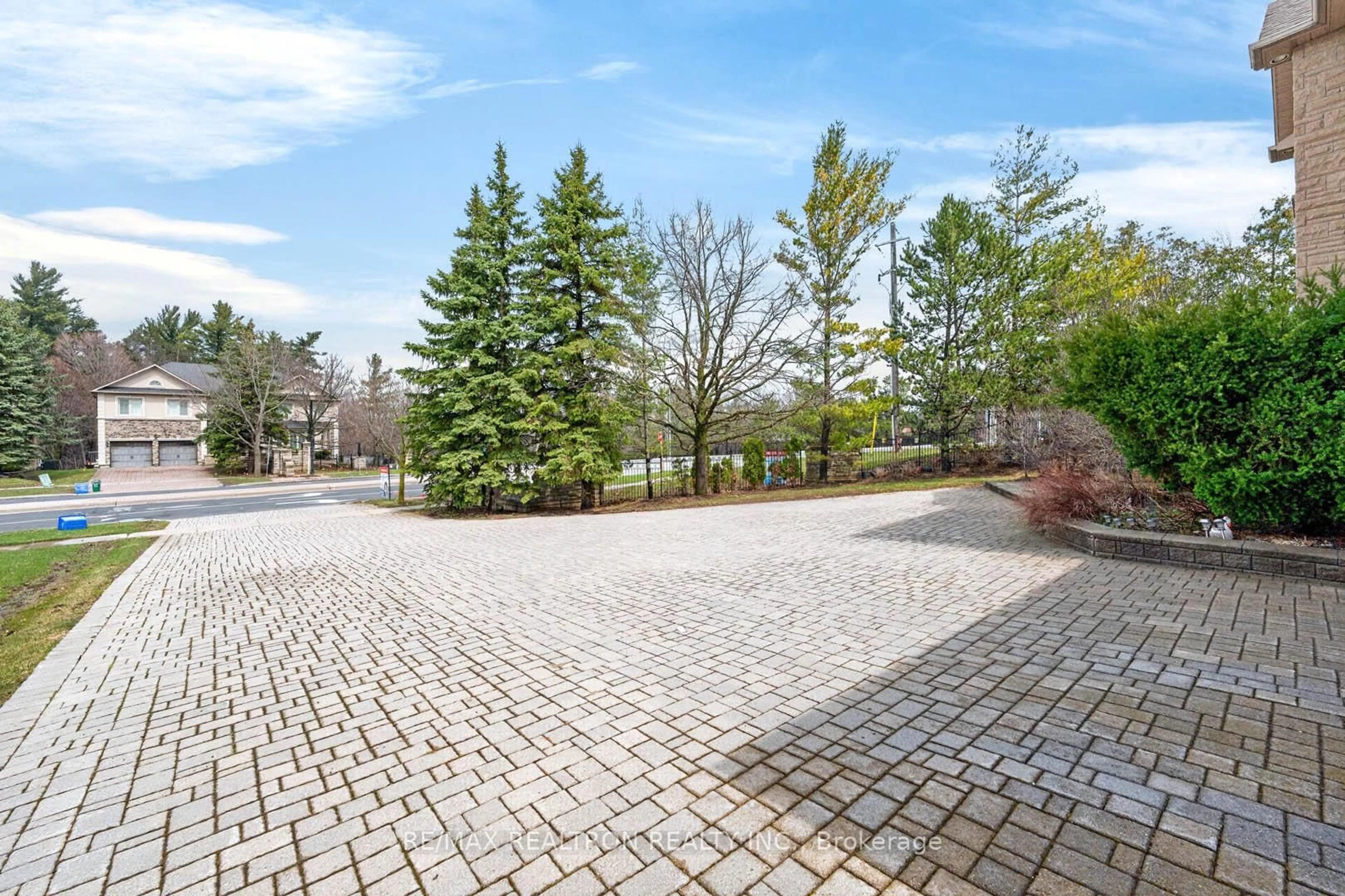 Patio, unknown for 385 Calvert Rd, Markham Ontario L6C 1X7