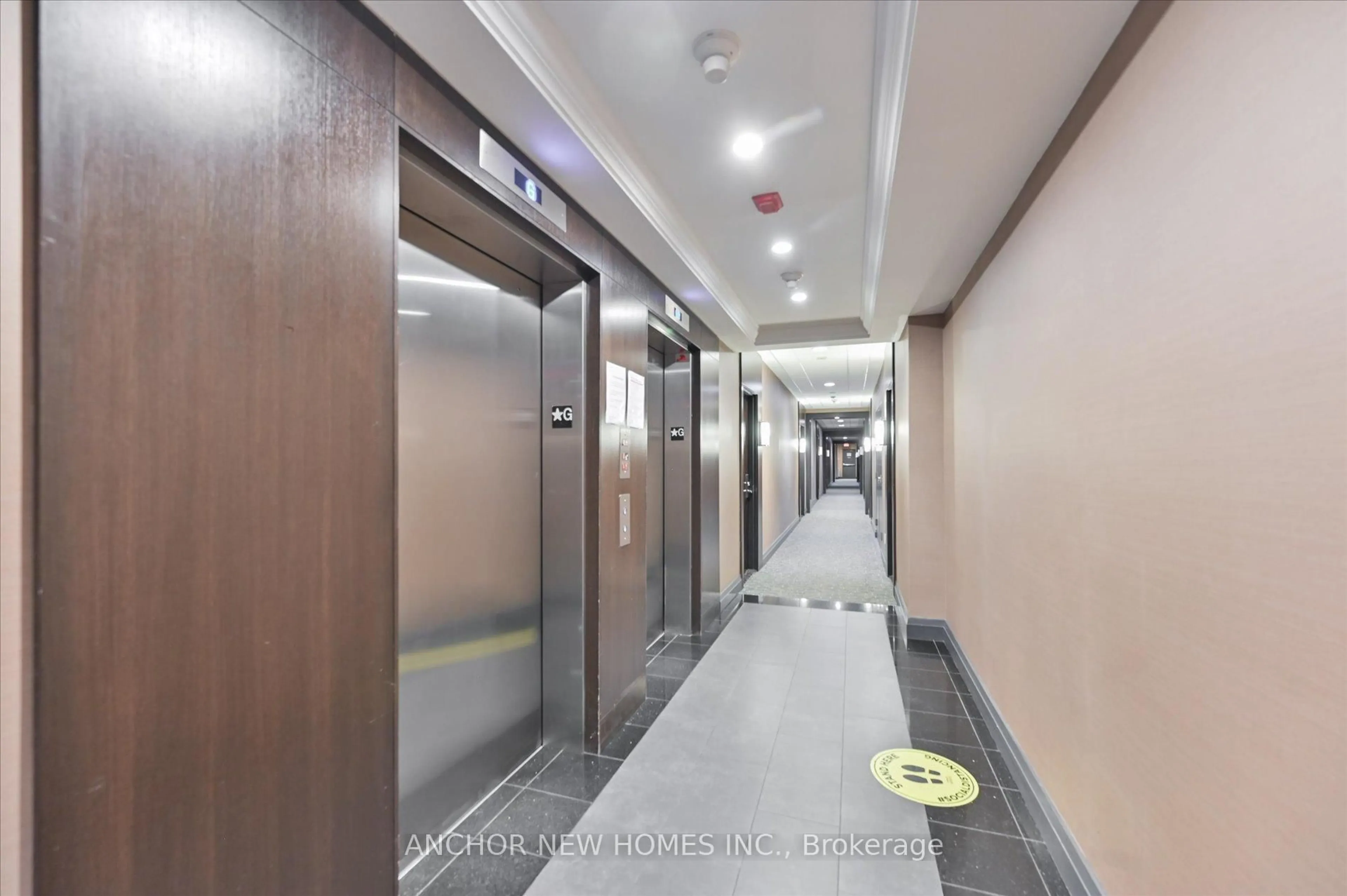 Indoor foyer for 57 Upper Duke Cres #210, Markham Ontario L6G 0B9