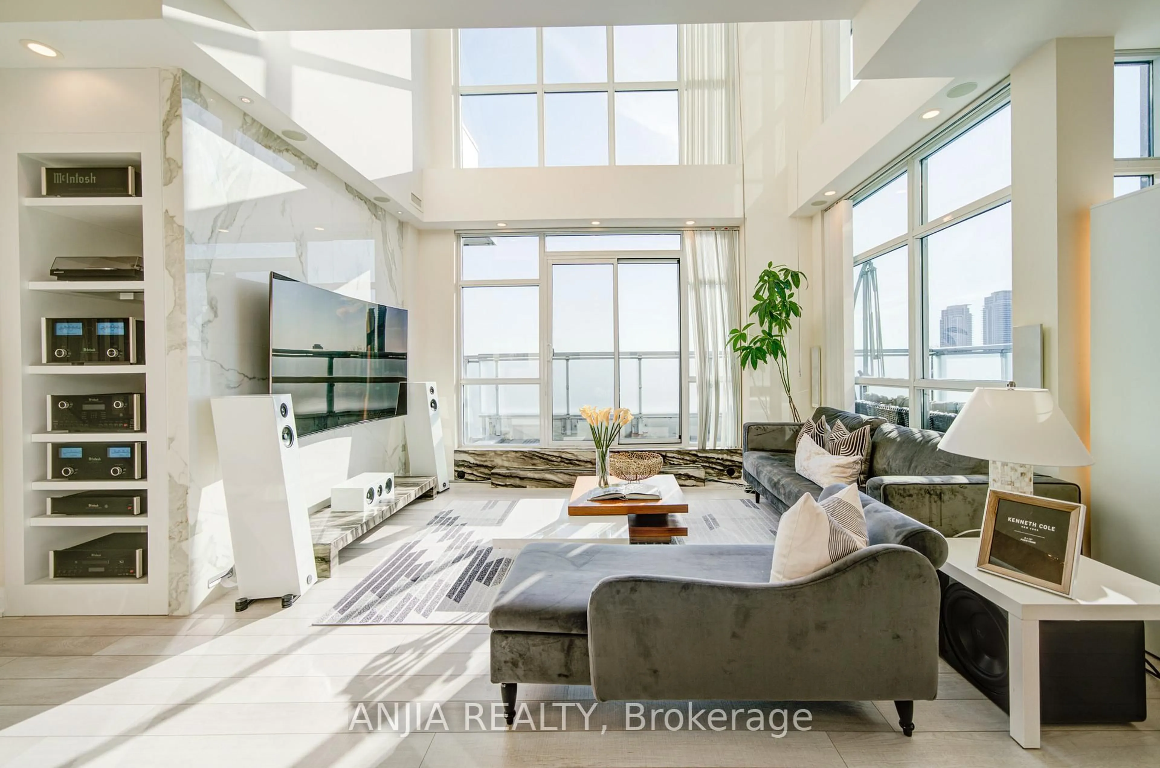 Living room with furniture, unknown for 8763 Bayview Ave #507, Richmond Hill Ontario L4B 3V1