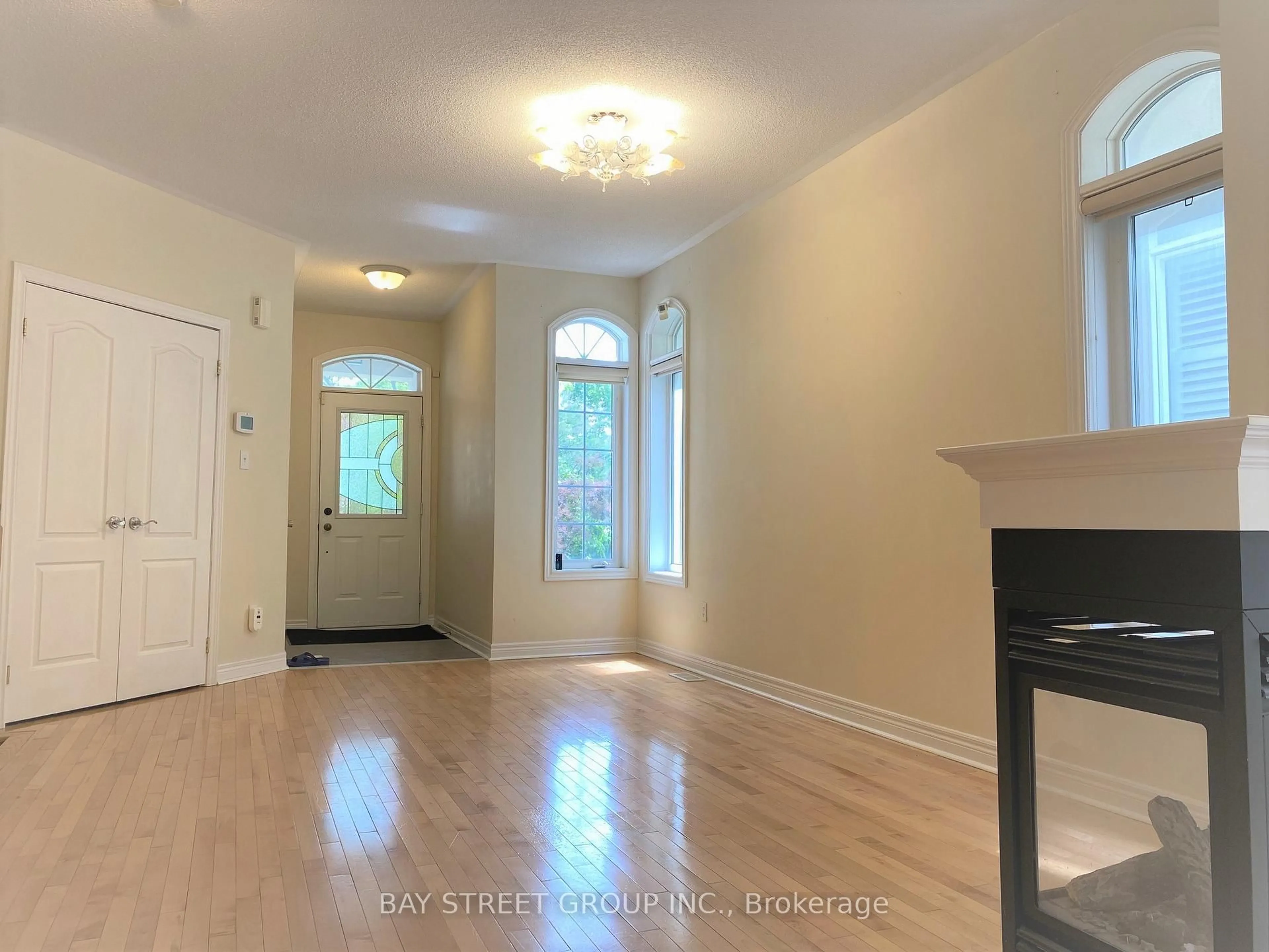 Unknown for 46 Romance Dr, Richmond Hill Ontario L4S 2R7