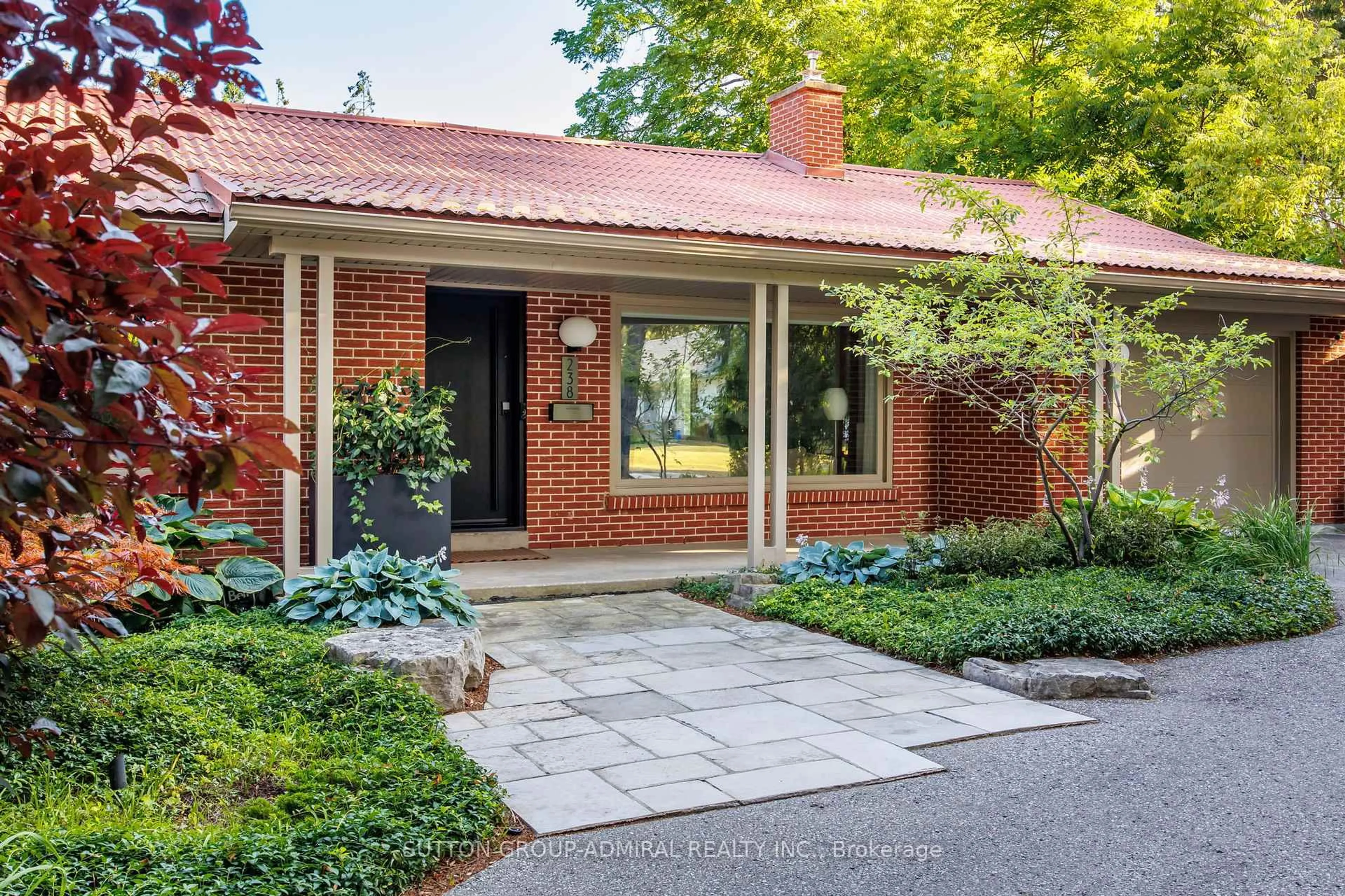 Home with brick exterior material, street for 238 Mill St, Richmond Hill Ontario L4C 4B3