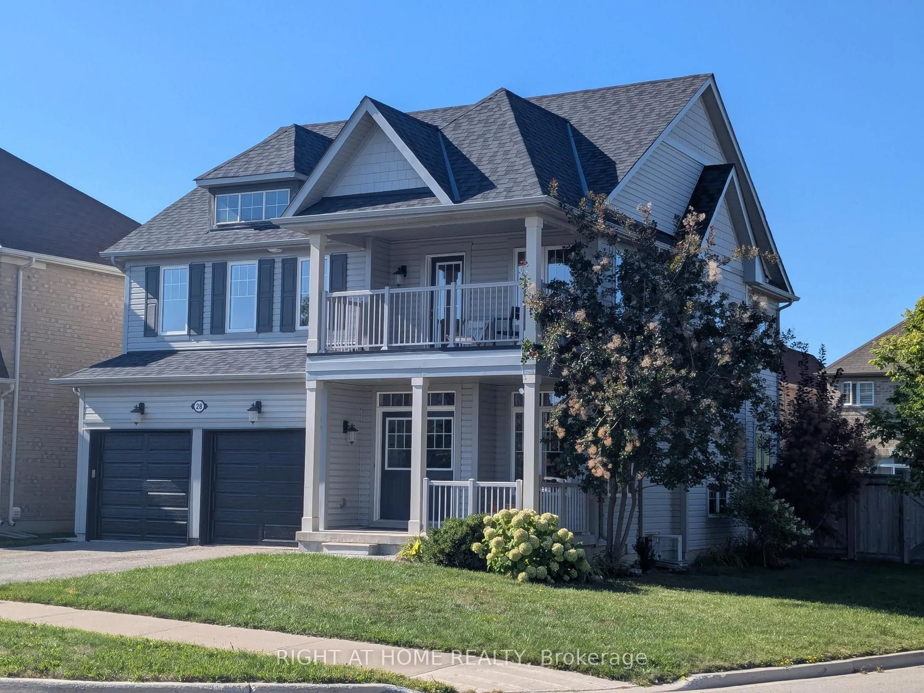 Unknown for 28 Timberbank Sq, Georgina Ontario L0E 1R0