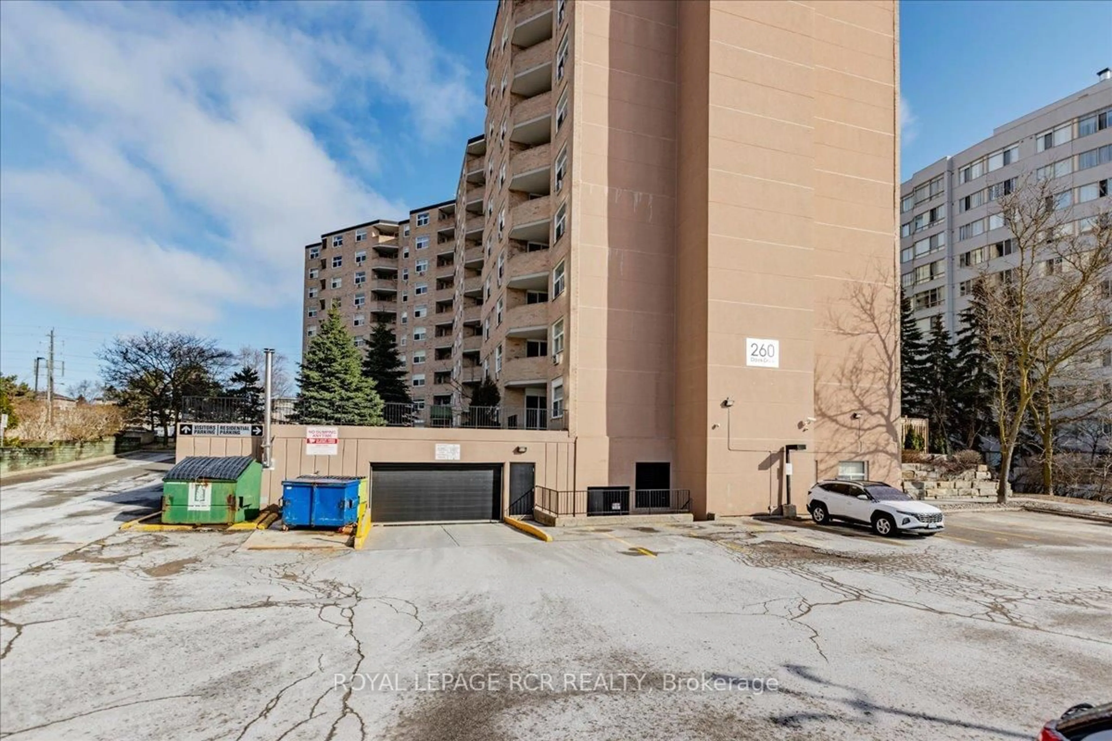 Unknown for 260 Davis Dr #613, Newmarket Ontario L3Y 7C3