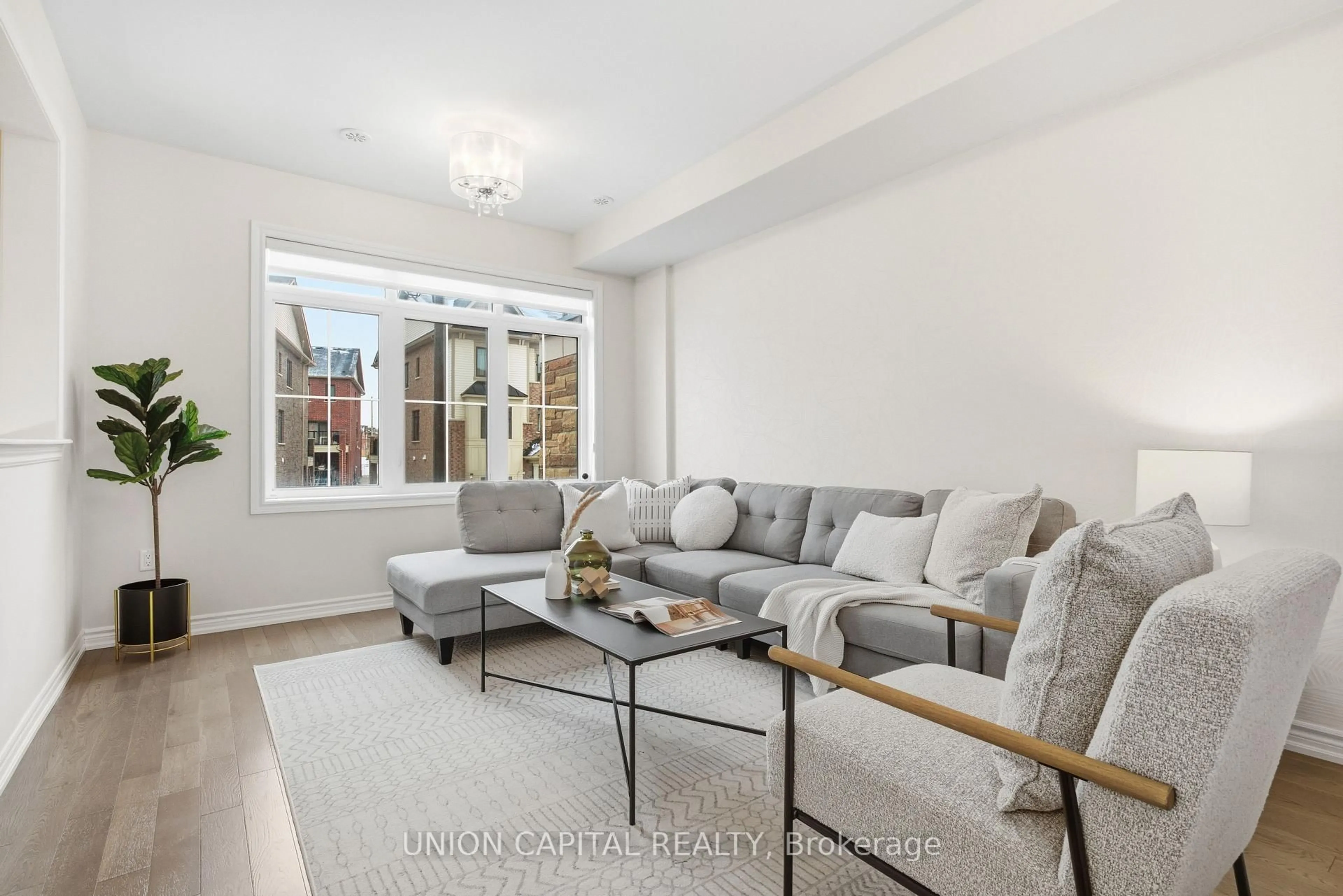 Living room with furniture, unknown for 9 Isabella Peach Dr, Markham Ontario L6C 0Z1