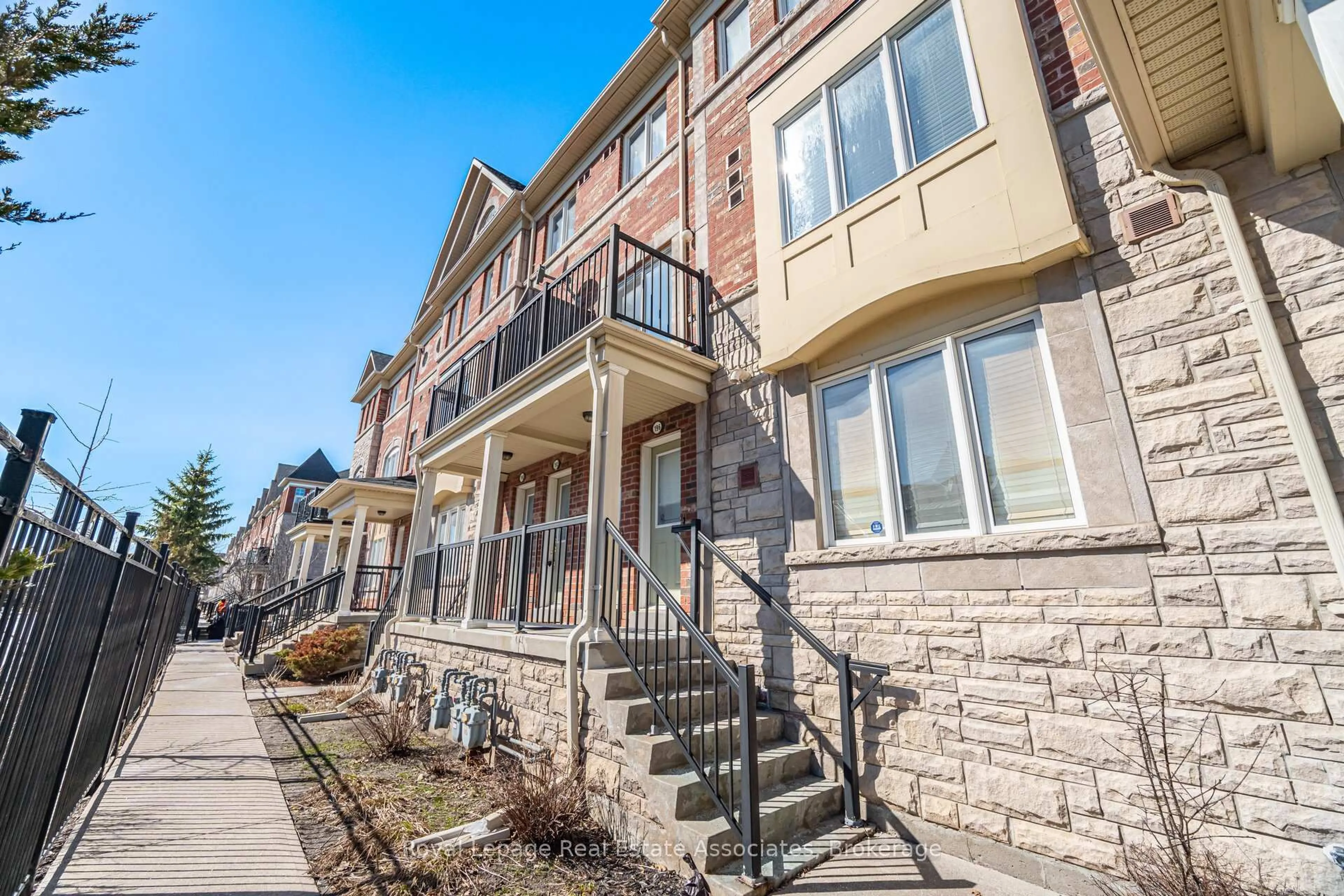 Unknown for 192 Louisbourg Way, Markham Ontario L6E 0C2