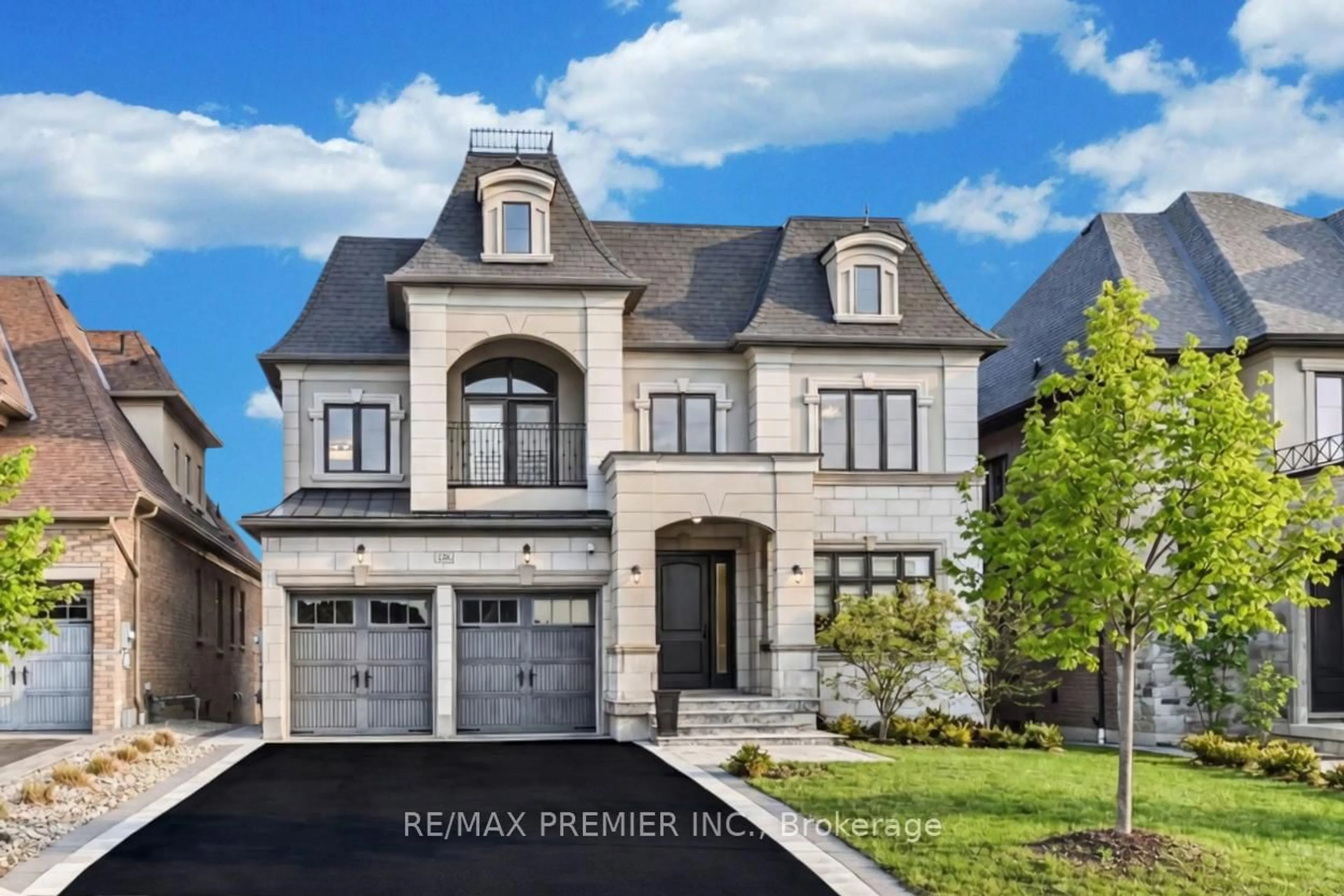 Home with brick exterior material, street for 126 Burns Blvd, King Ontario L7B 0M2